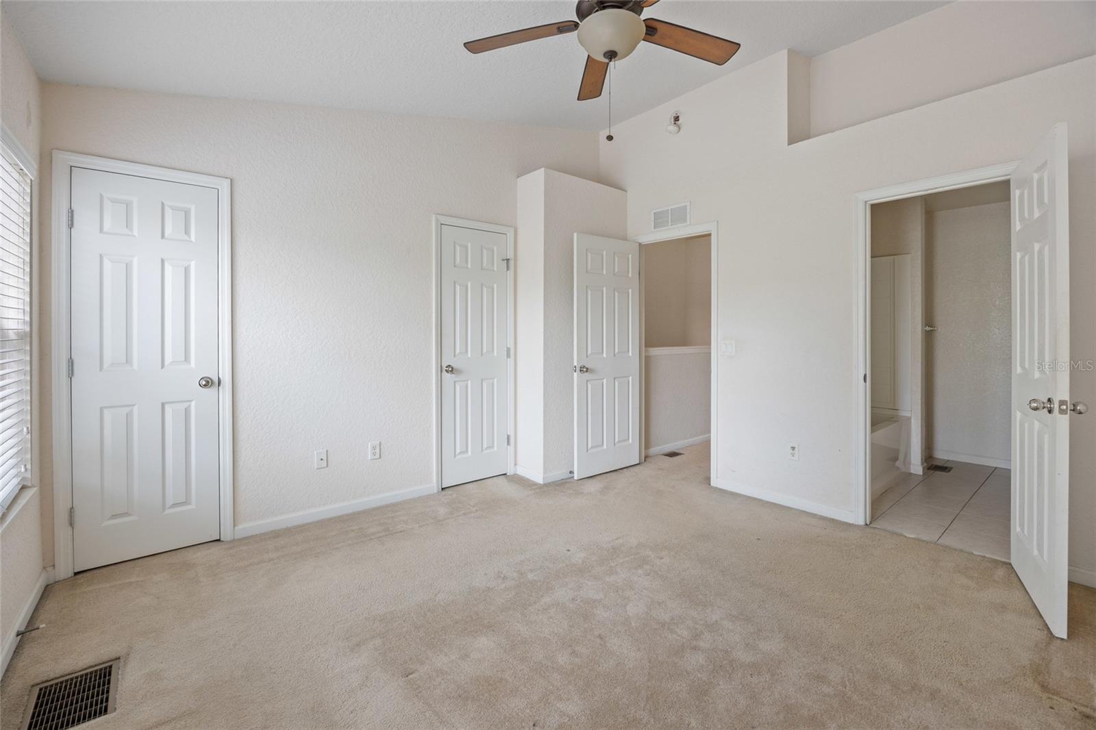 Image 15 of 37 For 4429 49th Avenue