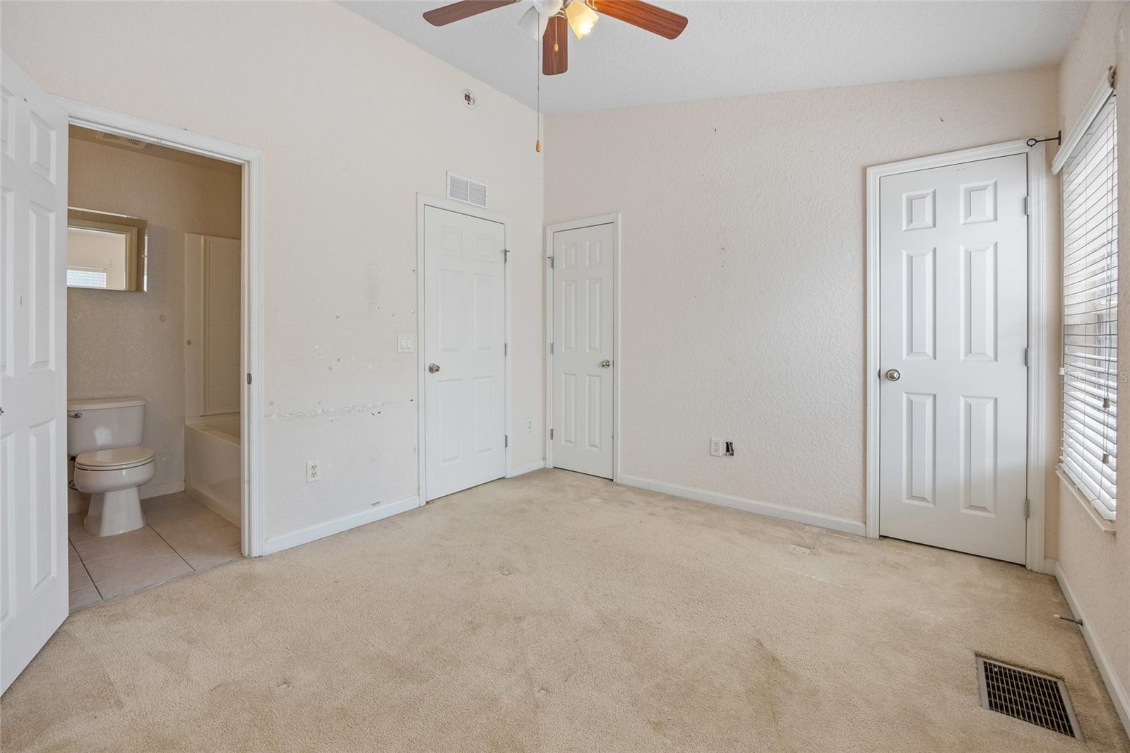 Image 20 of 37 For 4429 49th Avenue