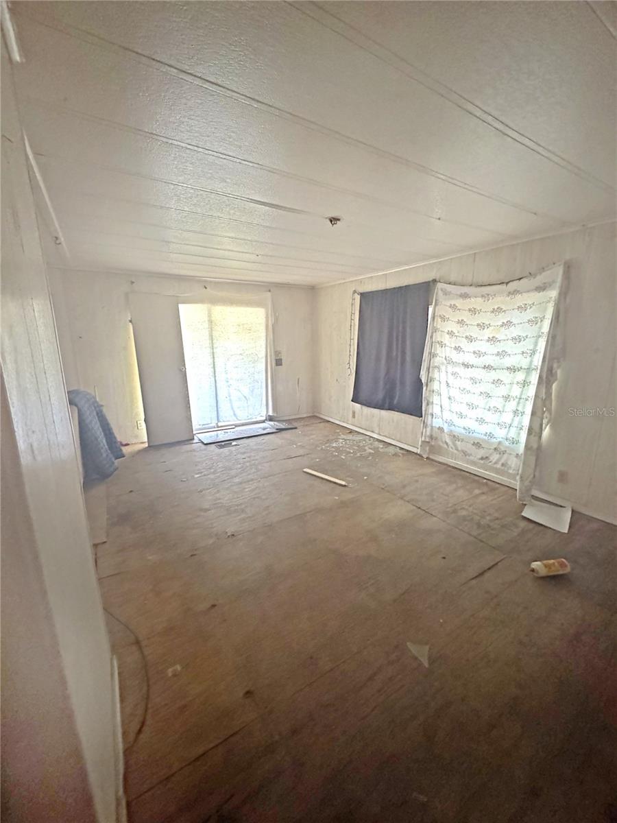 Image 5 of 12 For 1494 162nd Street