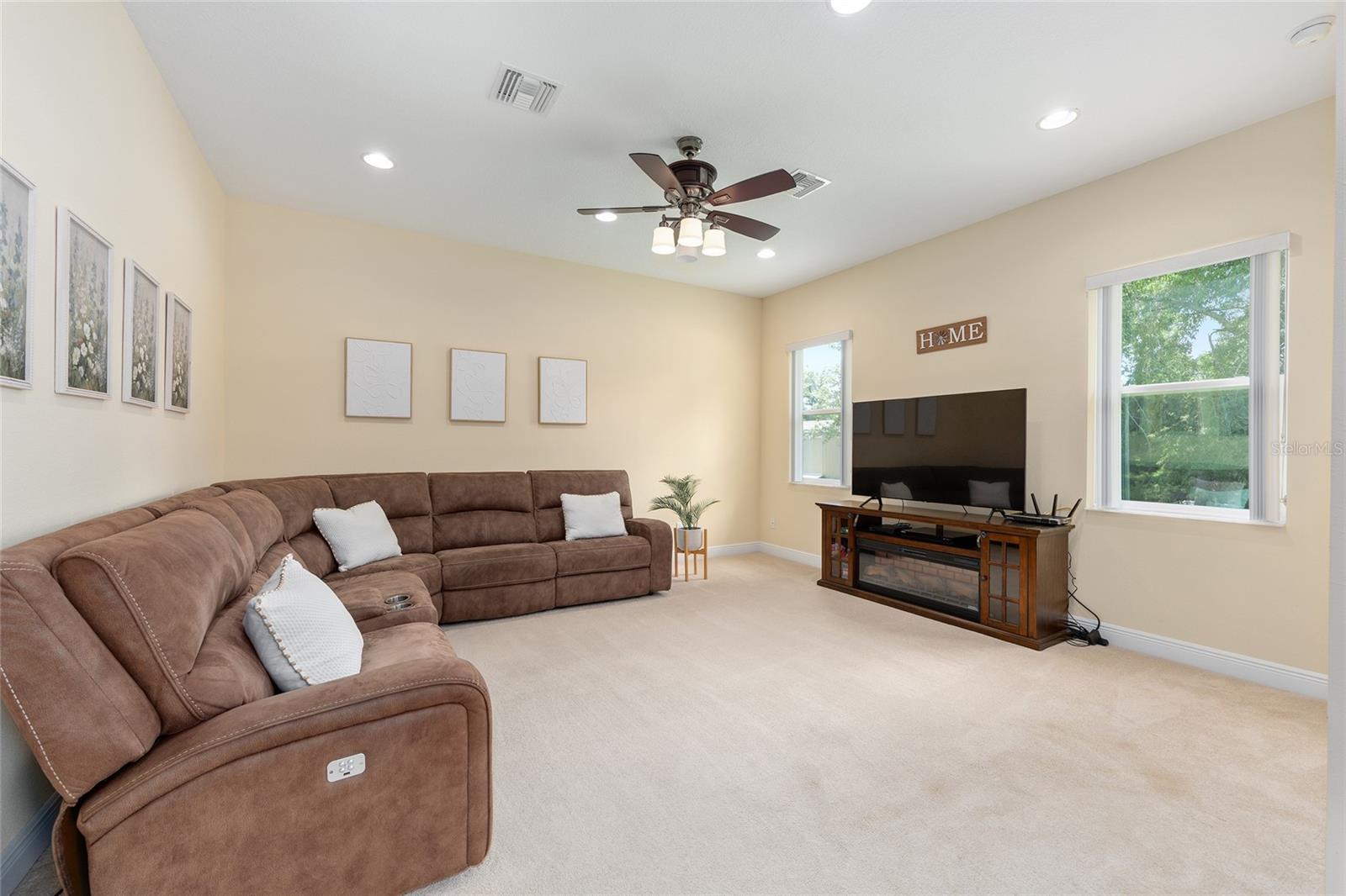Image 22 of 56 For 5024 114th Street Road