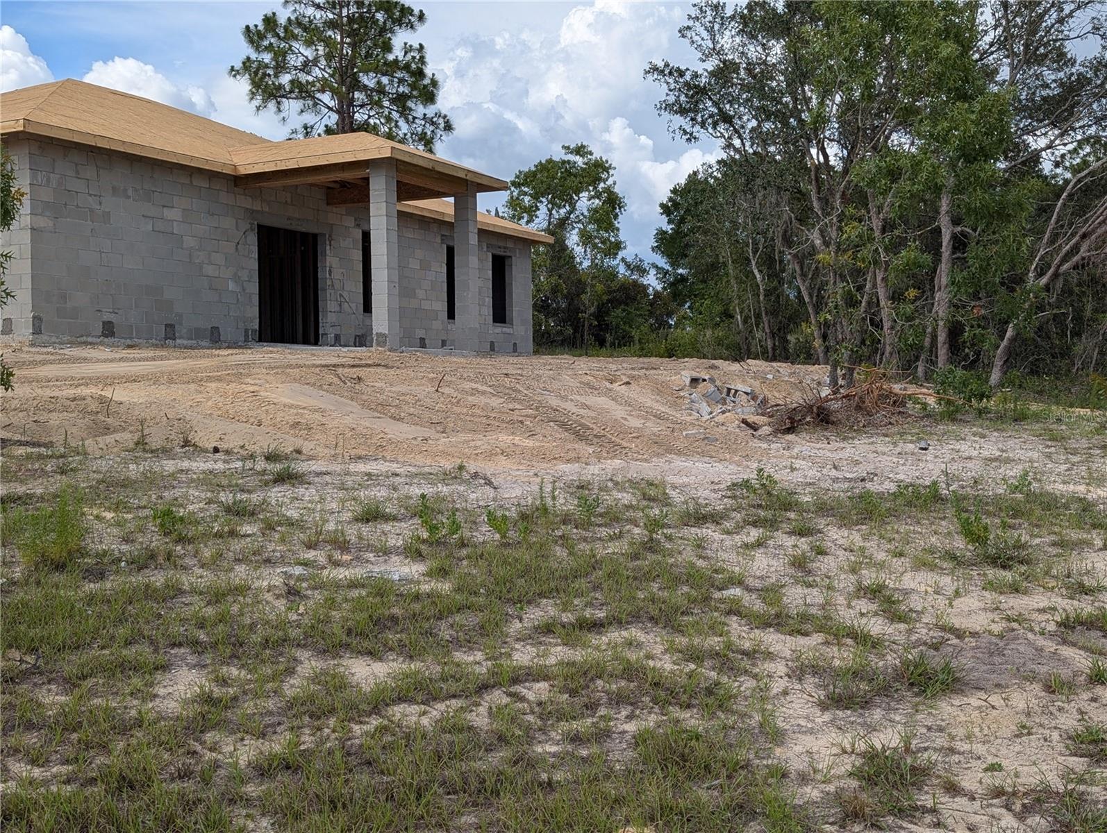 Image 10 of 27 For 13322 85 Circle