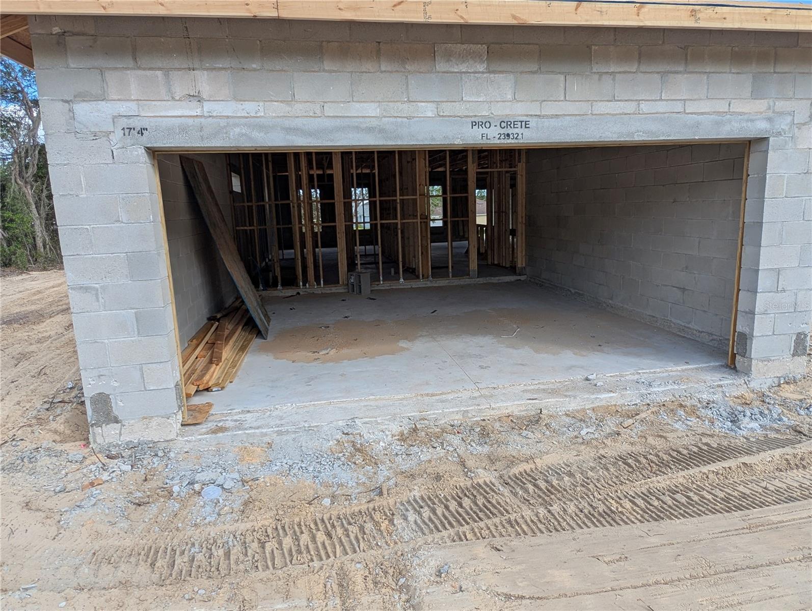 Image 11 of 27 For 13322 85 Circle