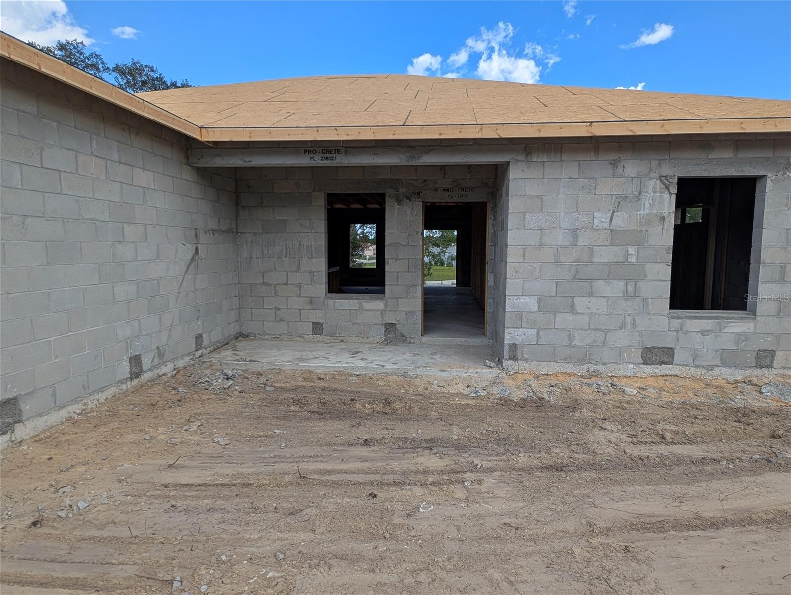 Image 6 of 27 For 13322 85 Circle