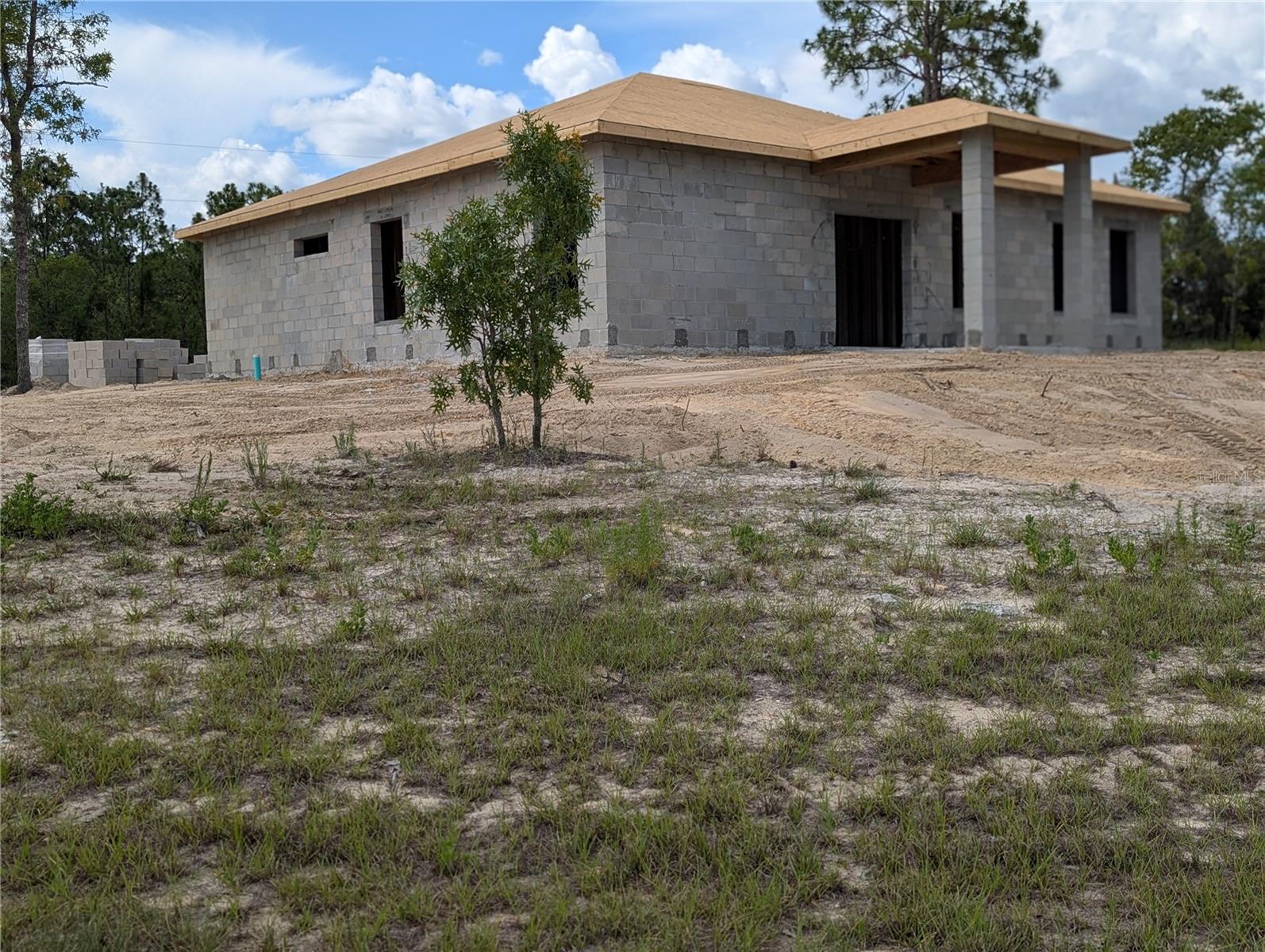 Image 9 of 27 For 13322 85 Circle