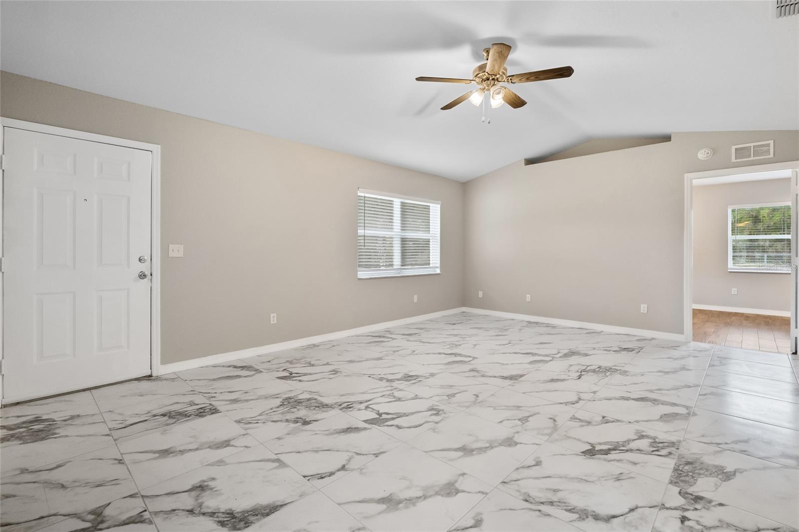 Image 12 of 29 For 4250 26th Terrace