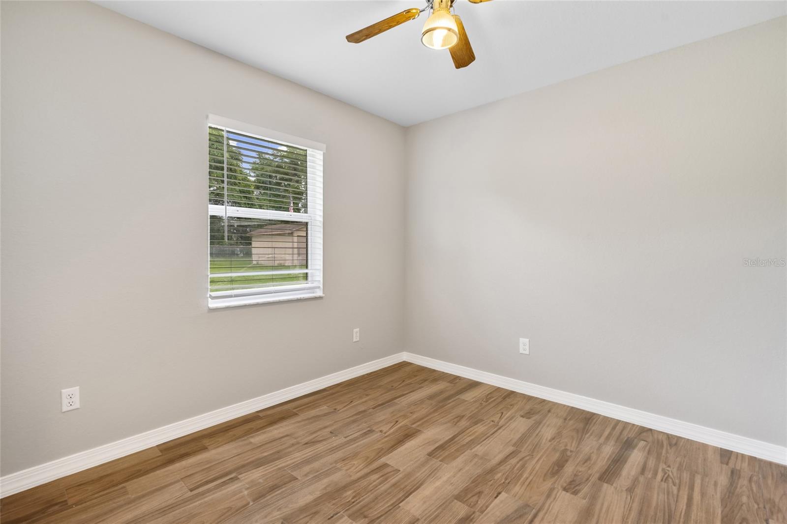 Image 16 of 29 For 4250 26th Terrace