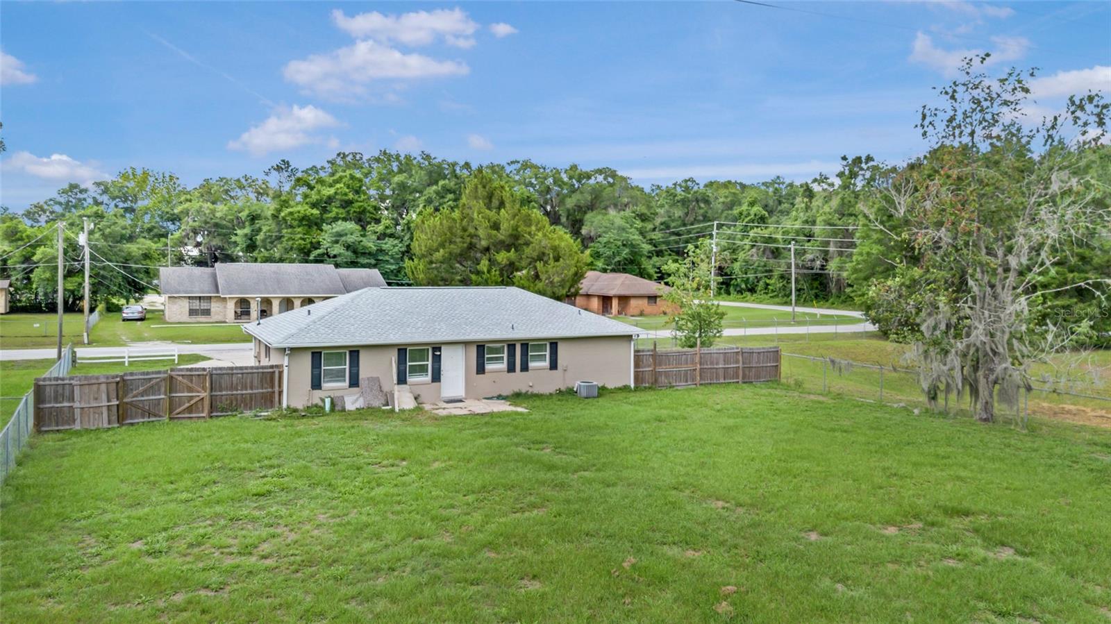 Image 4 of 29 For 4250 26th Terrace