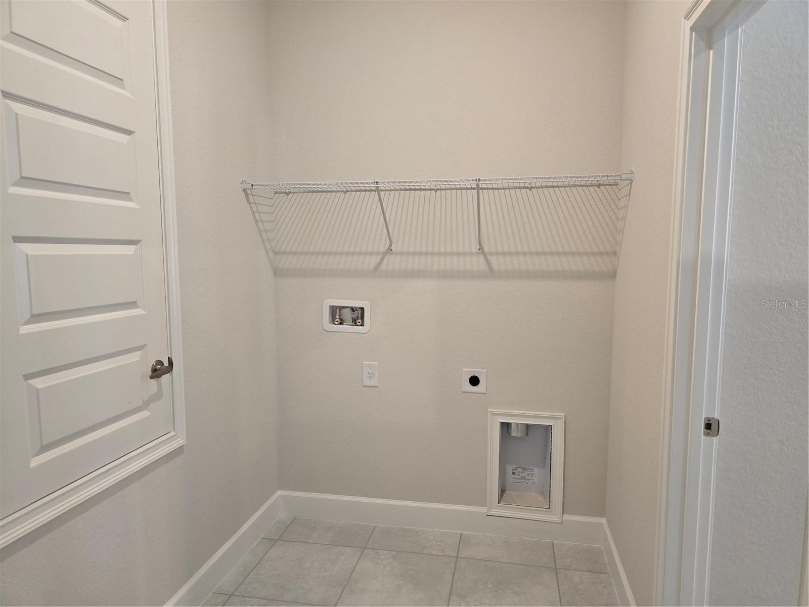 Image 11 of 17 For 5469 Ocean Breeze Drive