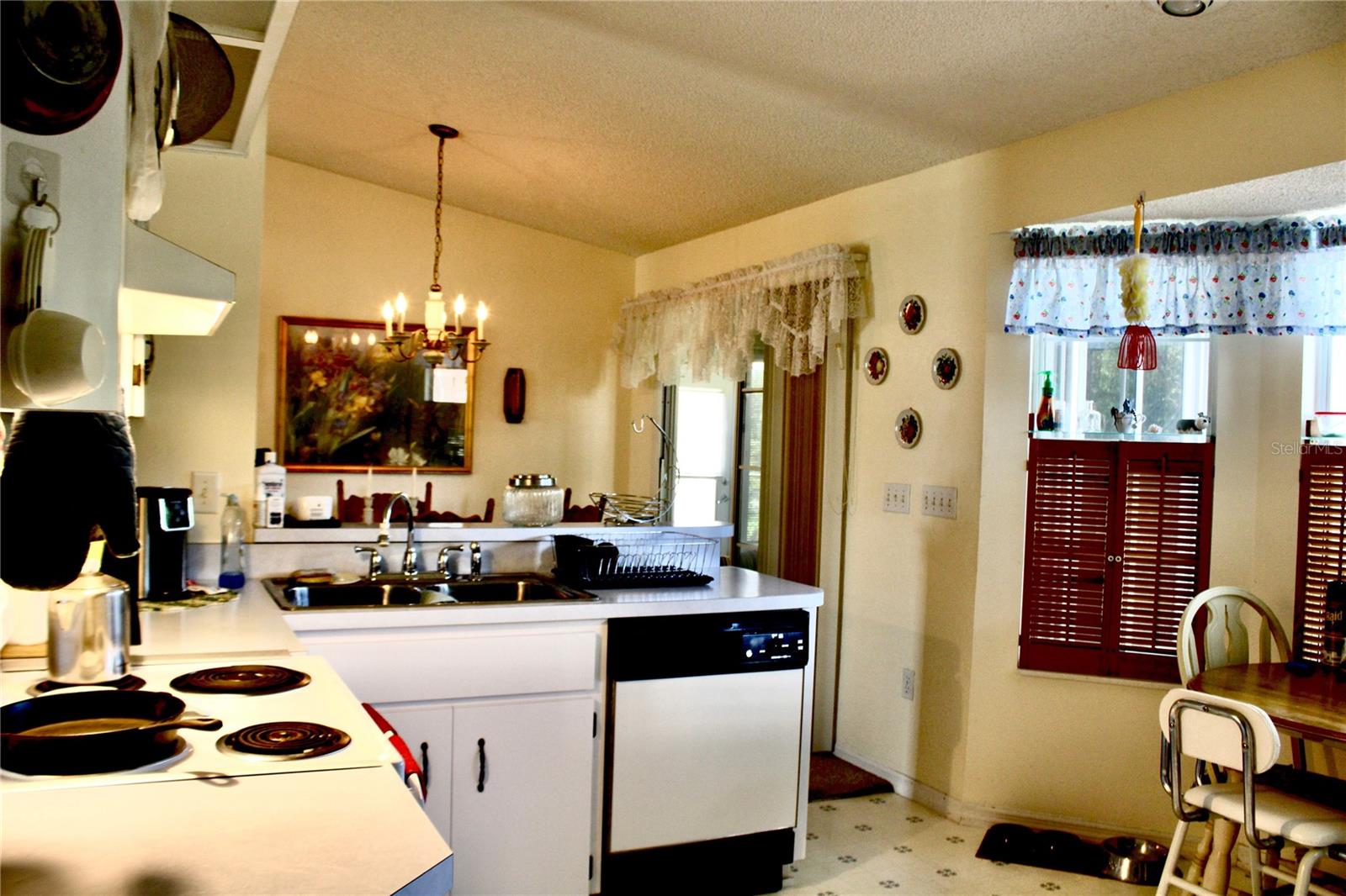 Image 3 of 18 For 8896 116th Place Road