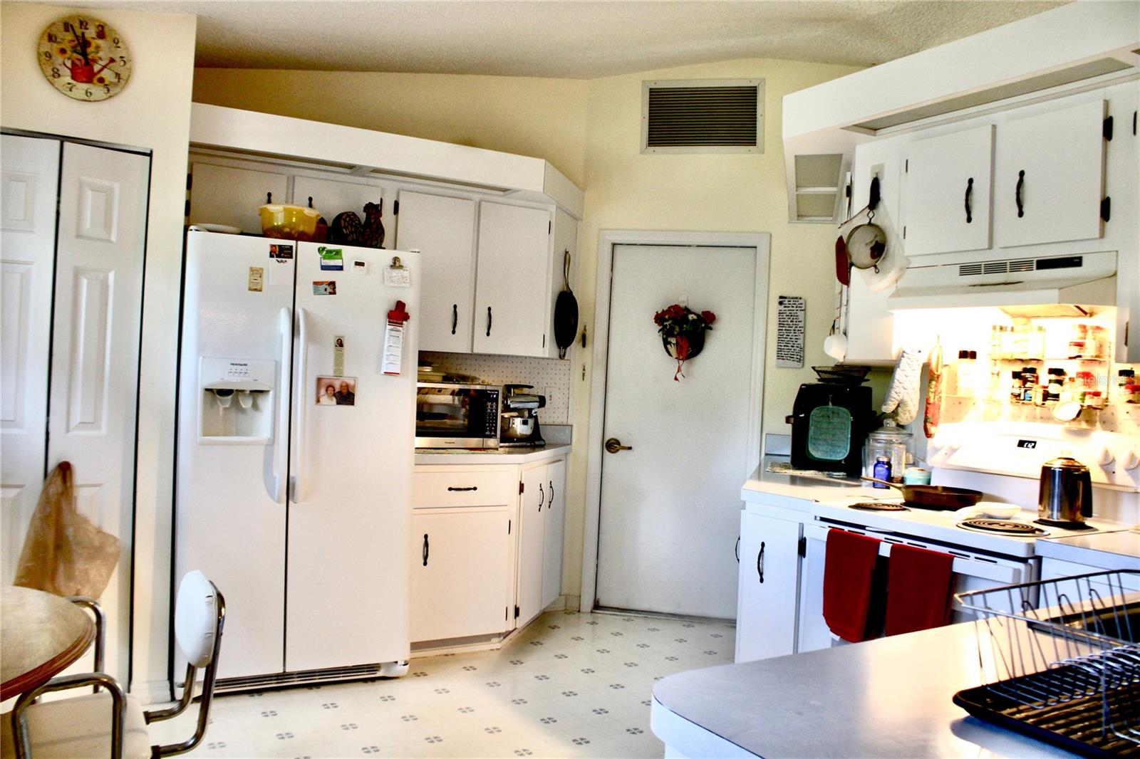 Image 4 of 18 For 8896 116th Place Road