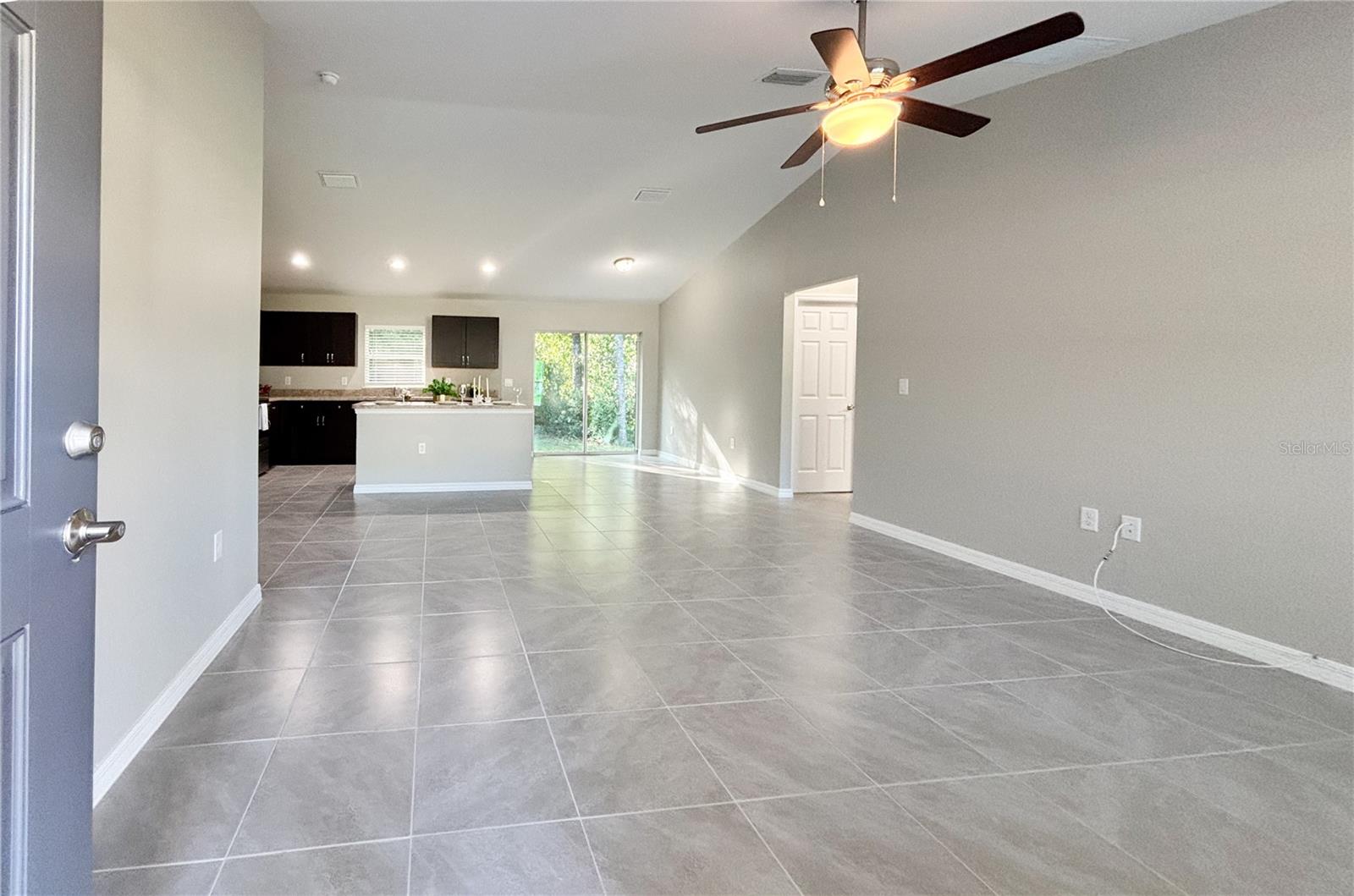 Image 10 of 84 For 10347 Halsey Way