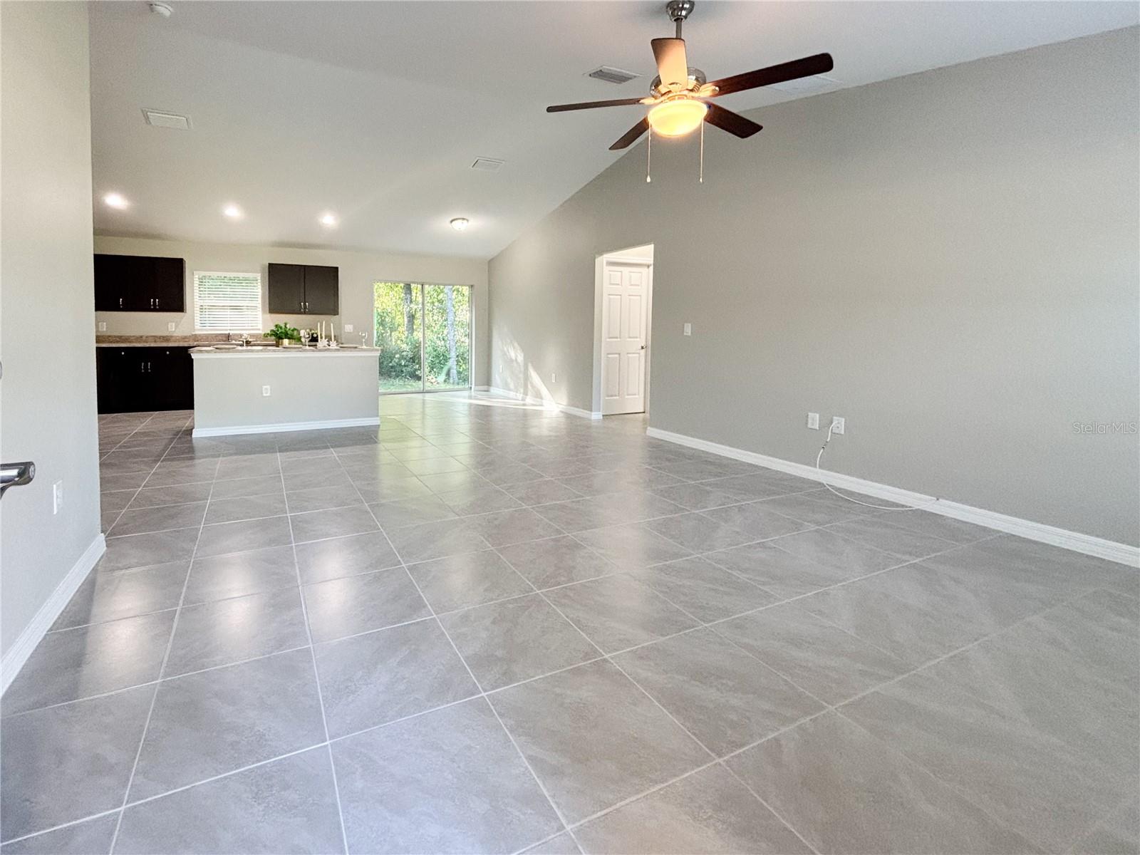 Image 13 of 84 For 10347 Halsey Way