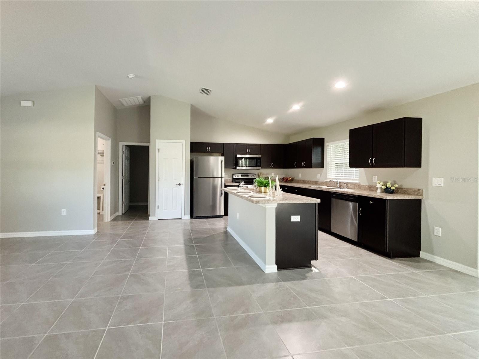 Image 23 of 84 For 10347 Halsey Way