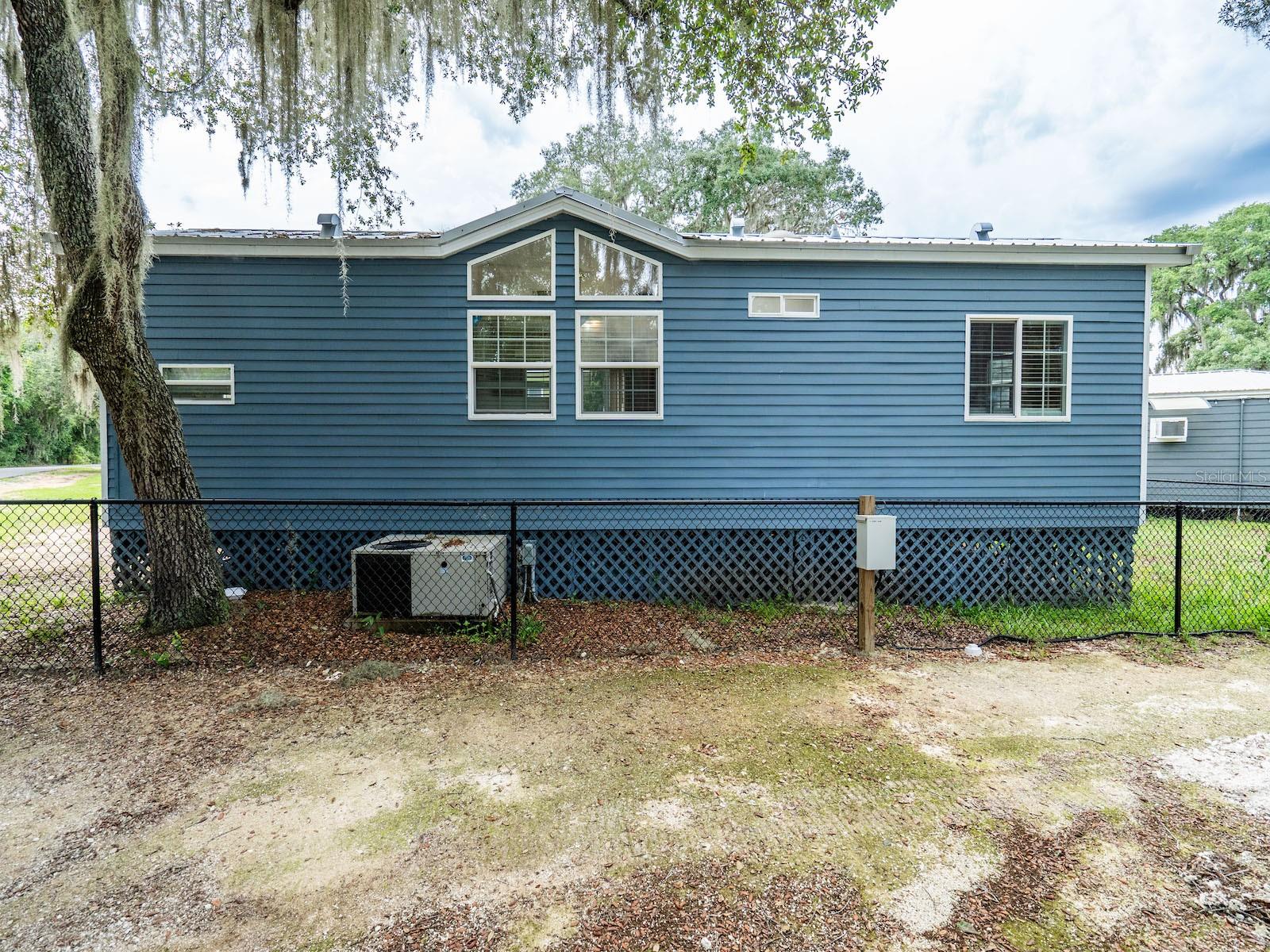 Image 24 of 44 For 15991 243rd Place Road 31