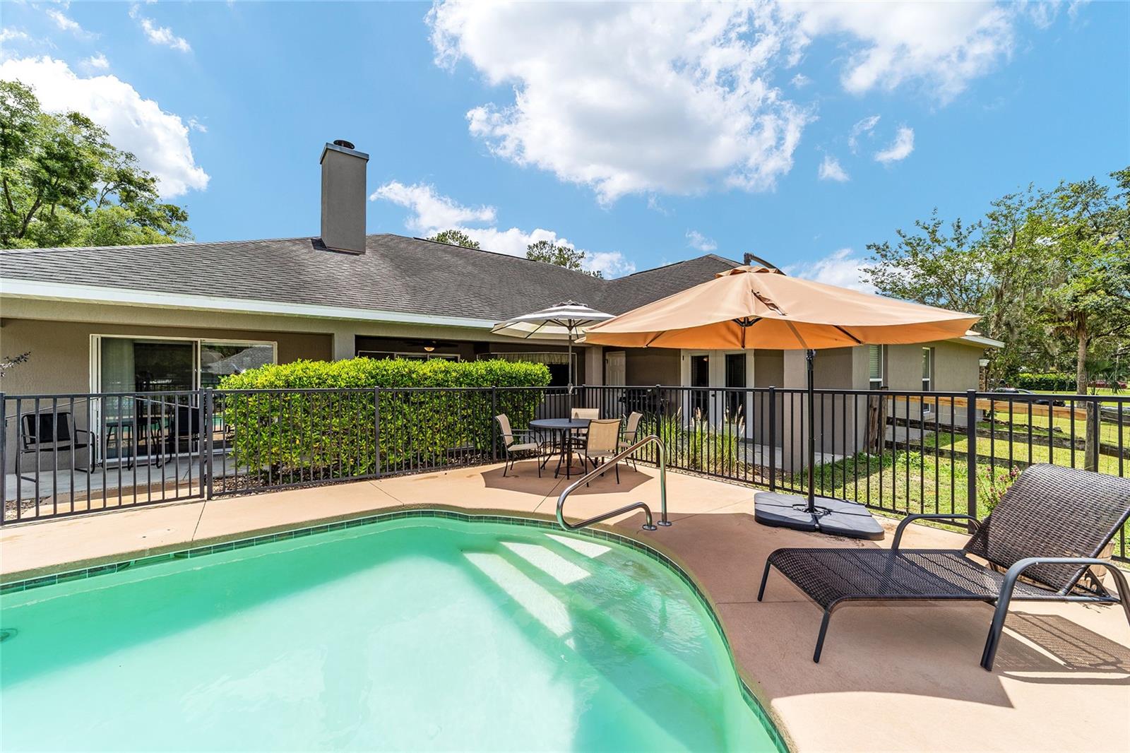 Image 10 of 72 For 2151 59th Street