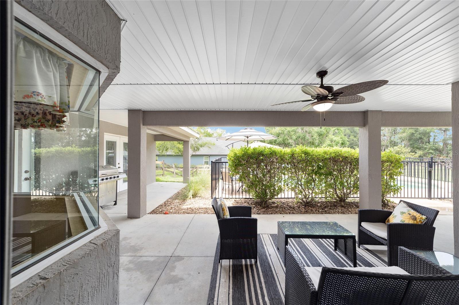 Image 13 of 72 For 2151 59th Street