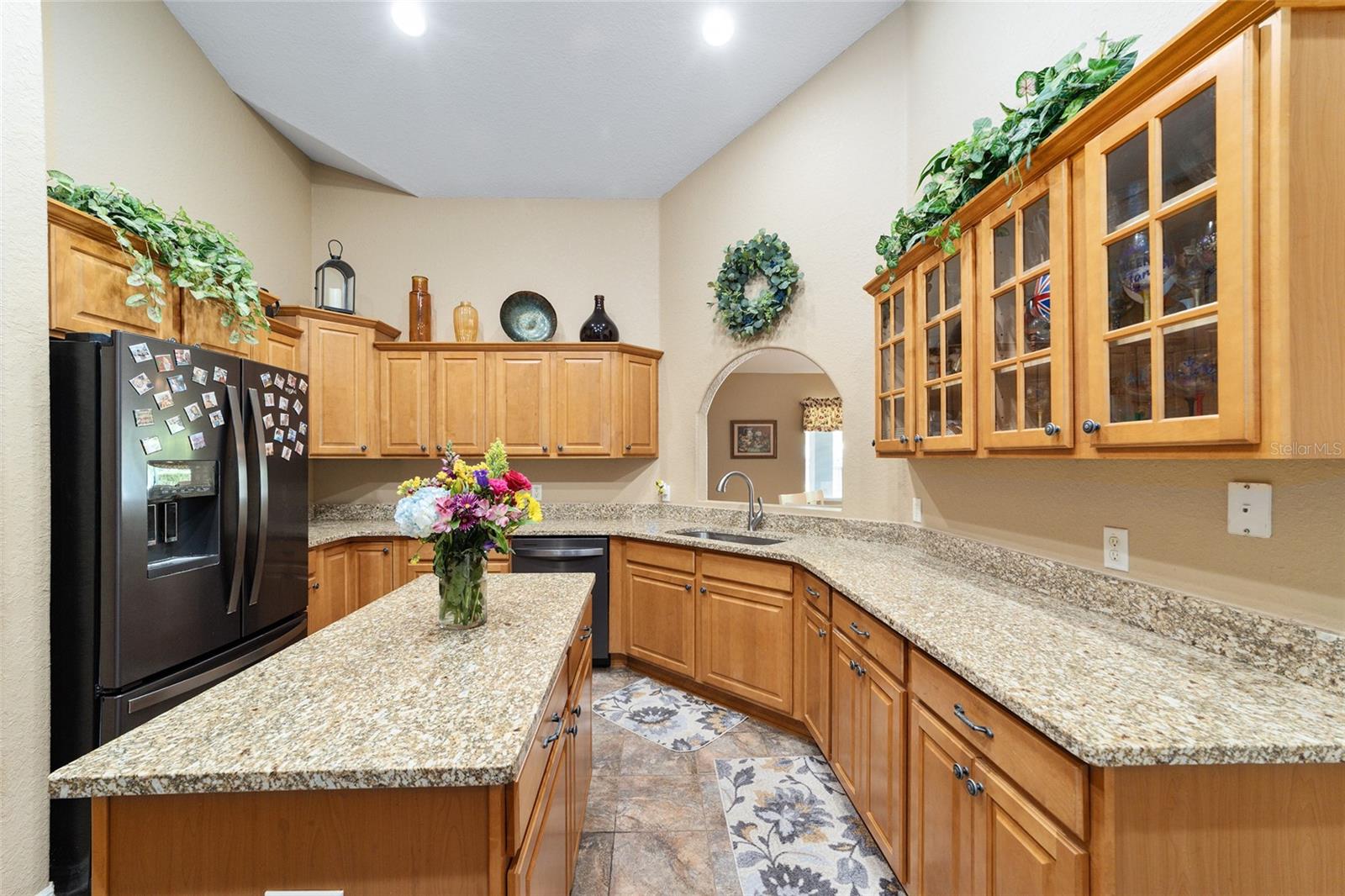 Image 18 of 72 For 2151 59th Street