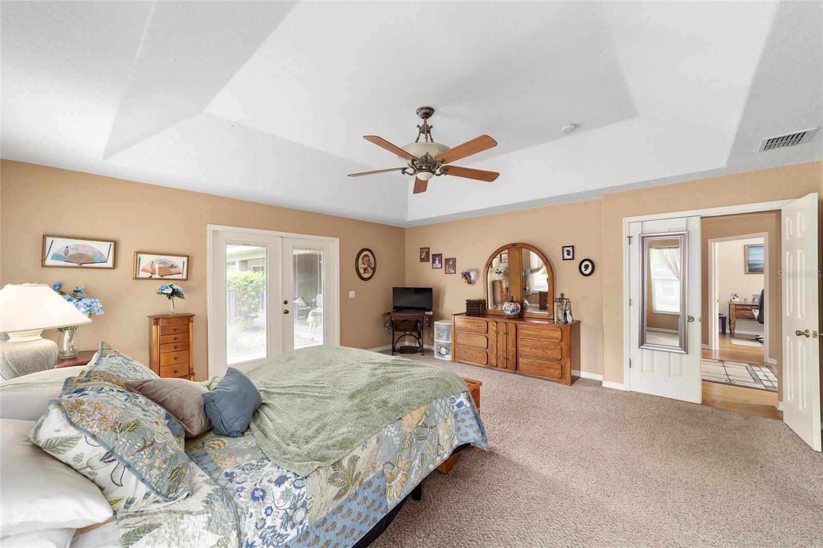 Image 22 of 72 For 2151 59th Street