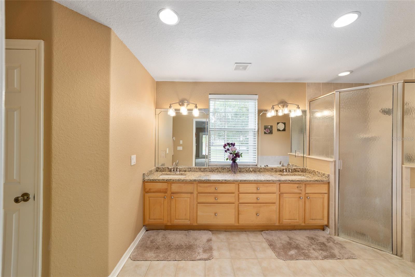 Image 24 of 72 For 2151 59th Street