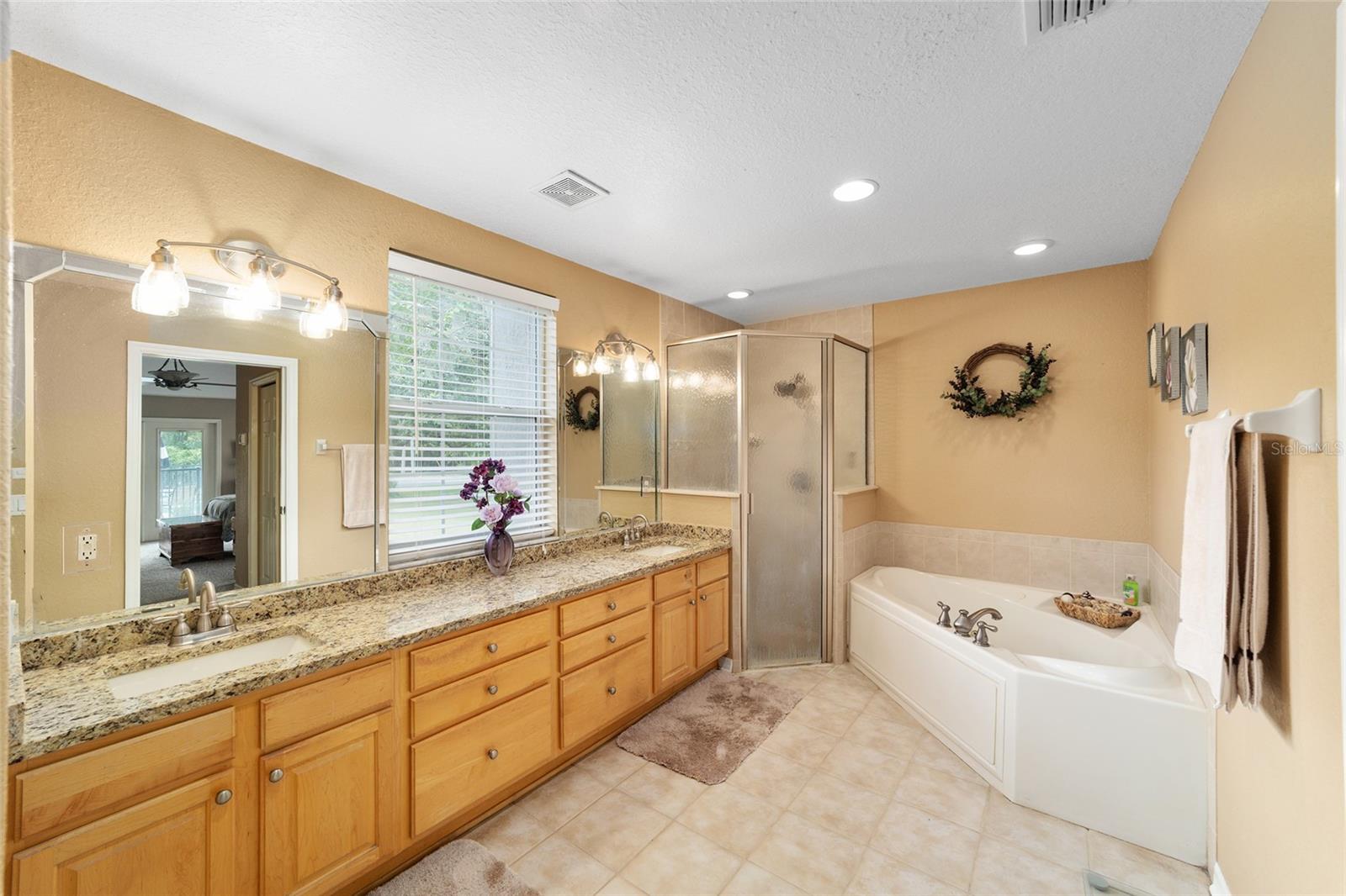 Image 25 of 72 For 2151 59th Street
