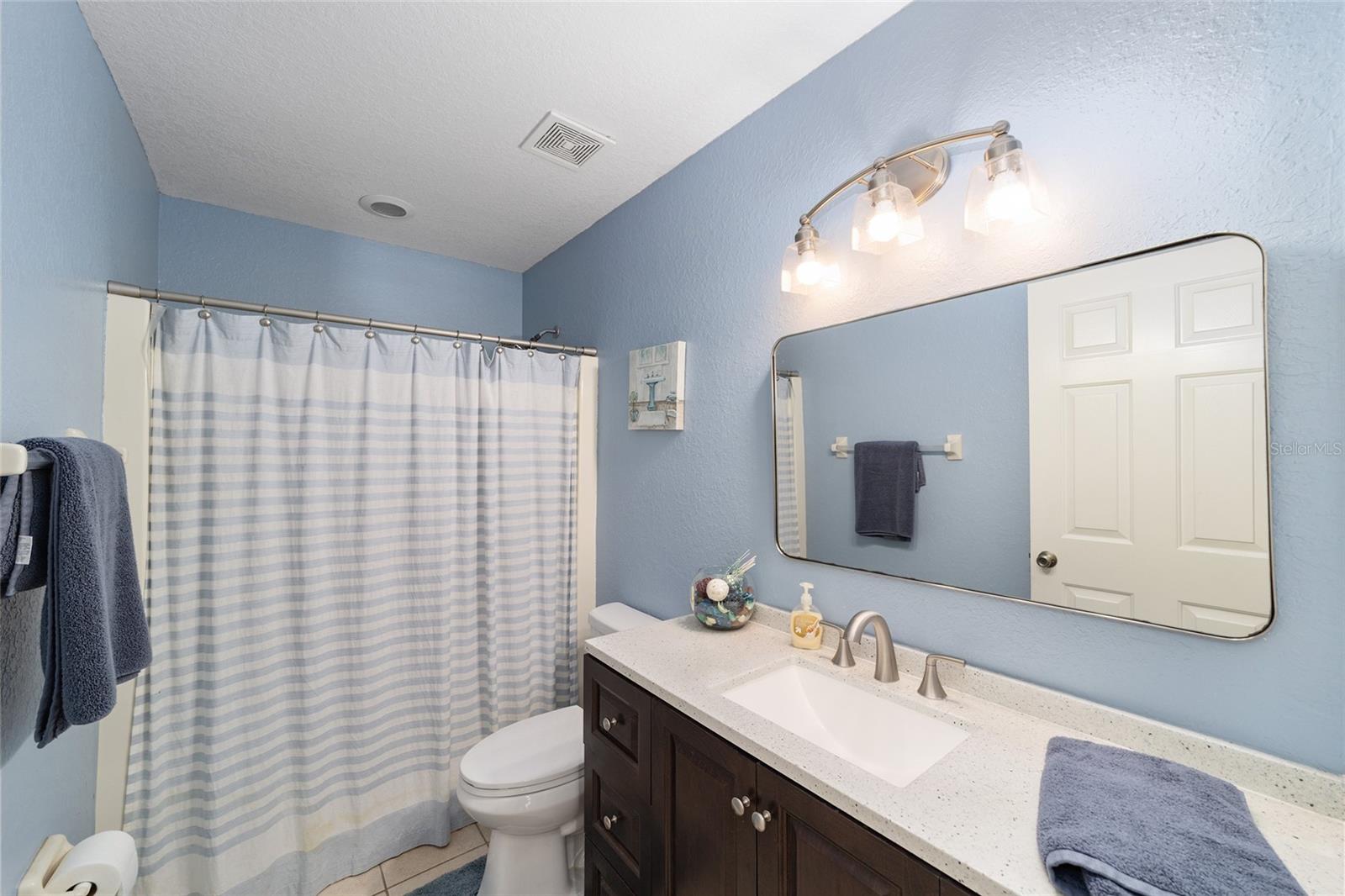 Image 29 of 72 For 2151 59th Street