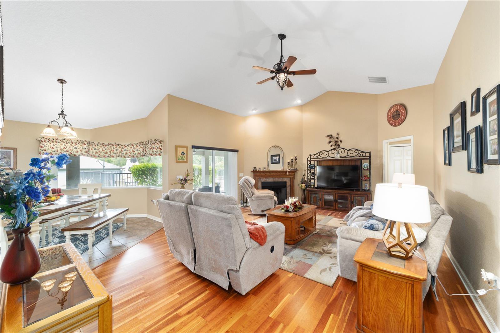 Image 37 of 72 For 2151 59th Street