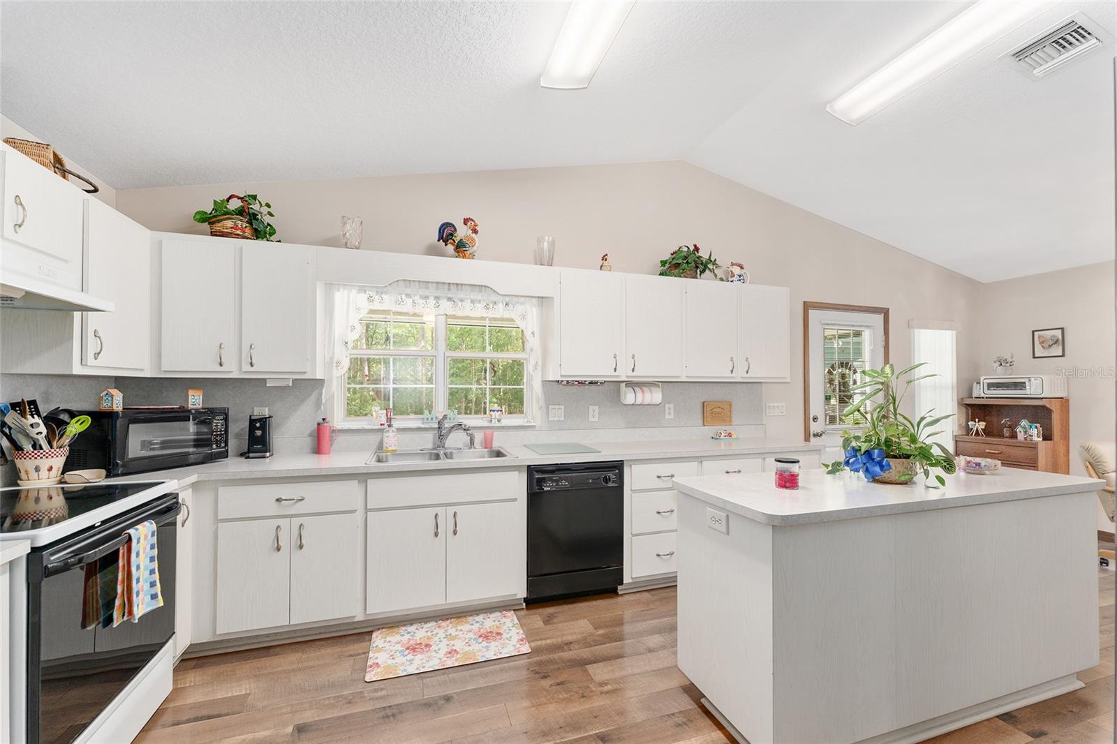Image 17 of 62 For 12681 54th Avenue