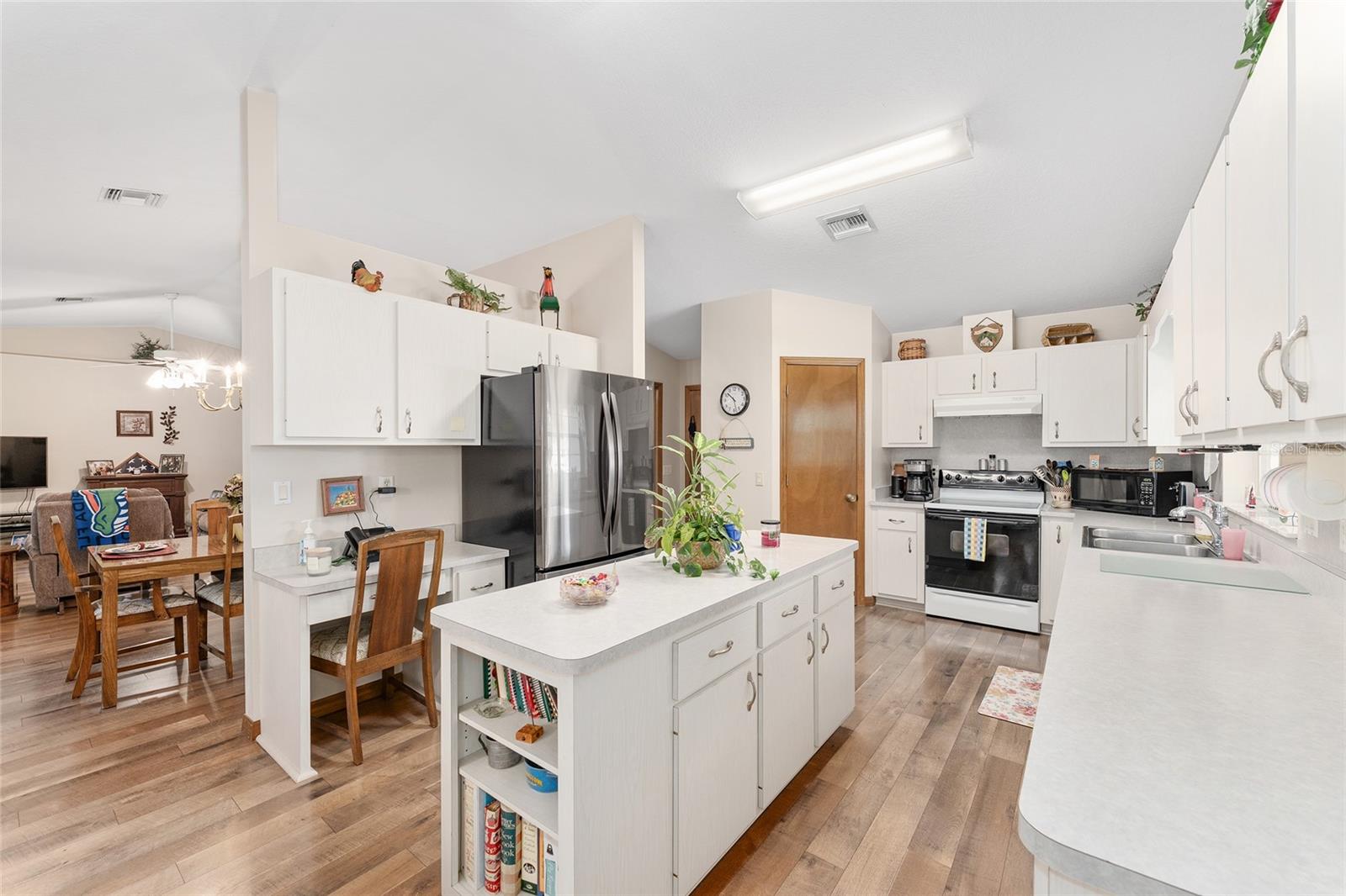 Image 22 of 62 For 12681 54th Avenue