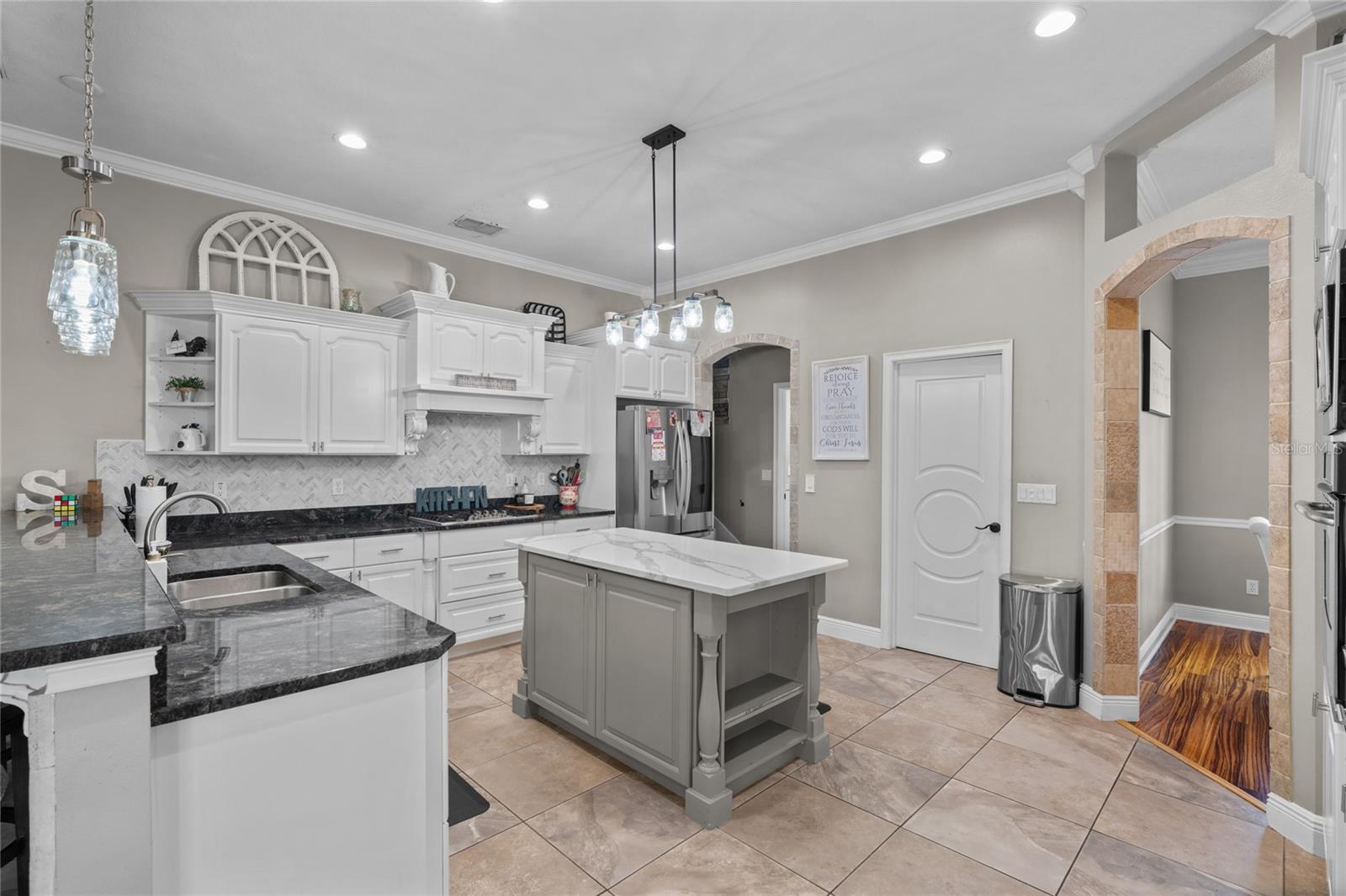 Image 42 of 63 For 4731 34th Street