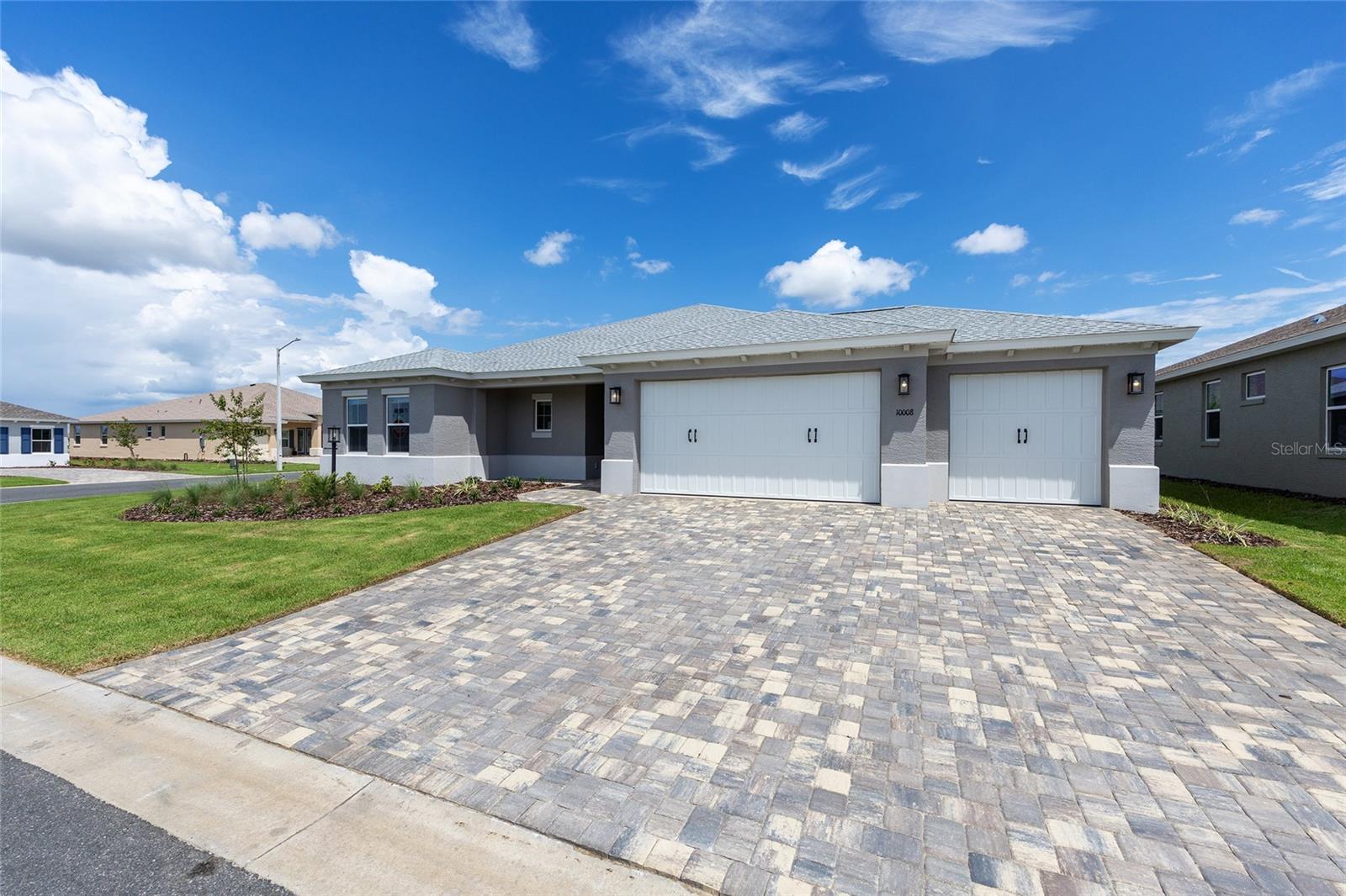 Image 2 of 52 For 10008 85th Place Road