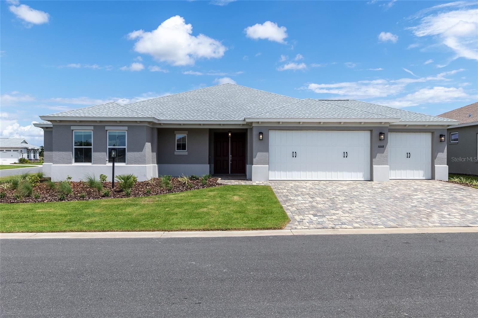 Image 4 of 52 For 10008 85th Place Road