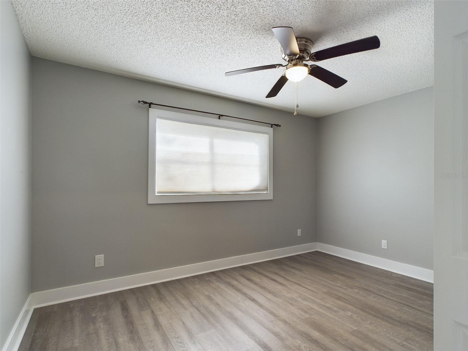 Image 25 of 33 For 9815 89th Terrace D