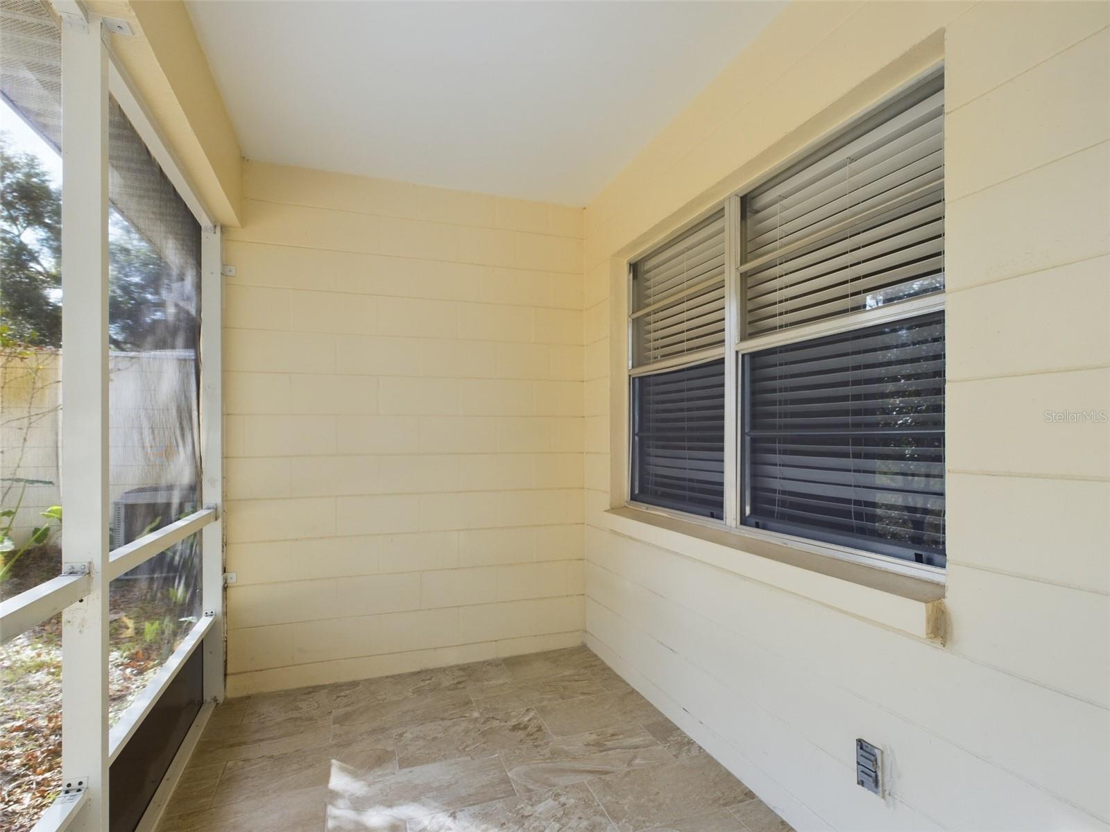 Image 31 of 33 For 9815 89th Terrace D