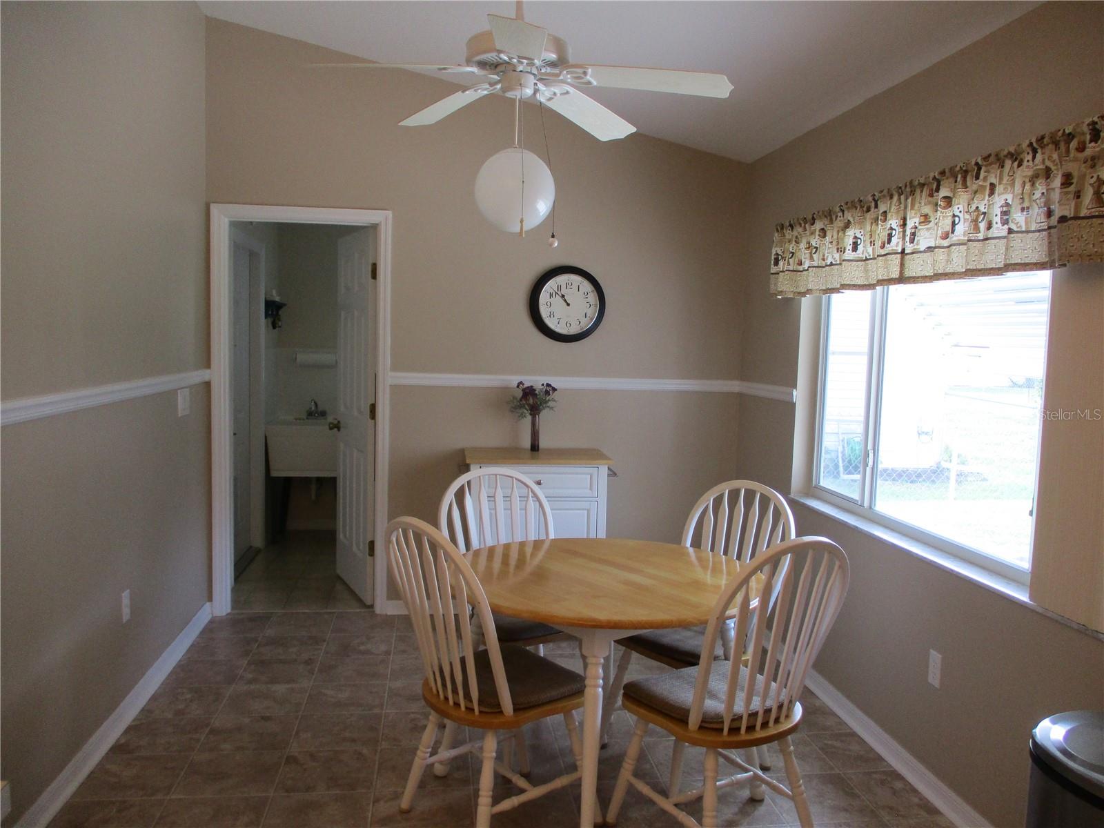 Image 10 of 88 For 11470 139th Street