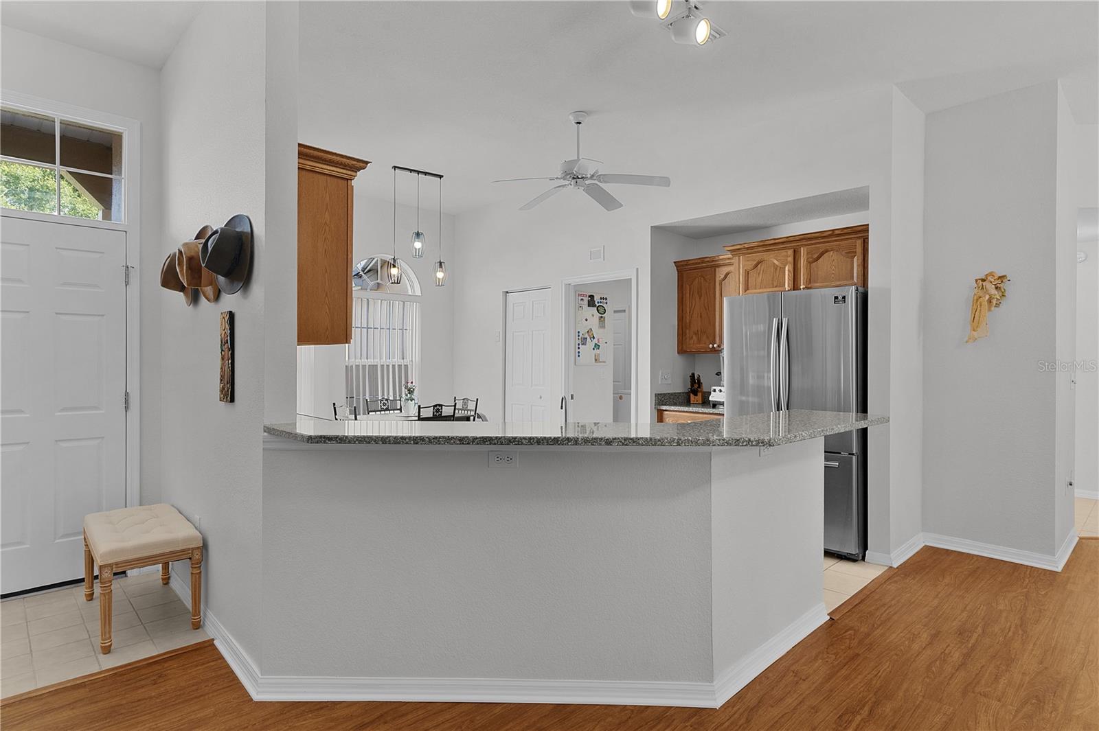 Image 11 of 64 For 11598 74th Court
