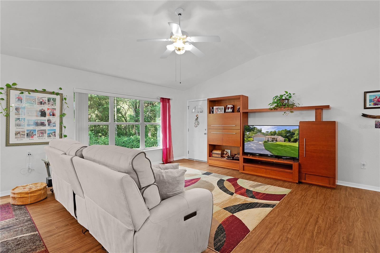 Image 7 of 64 For 11598 74th Court