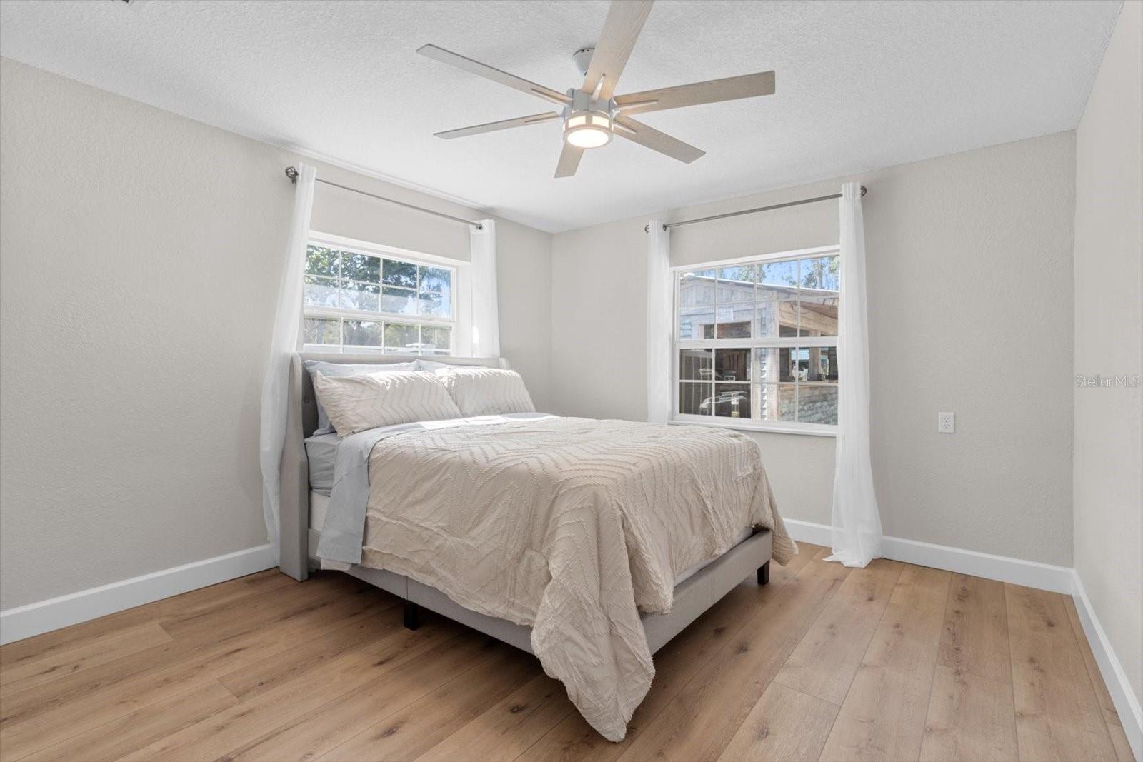 Listing photo id 24 for 1860 16th Street