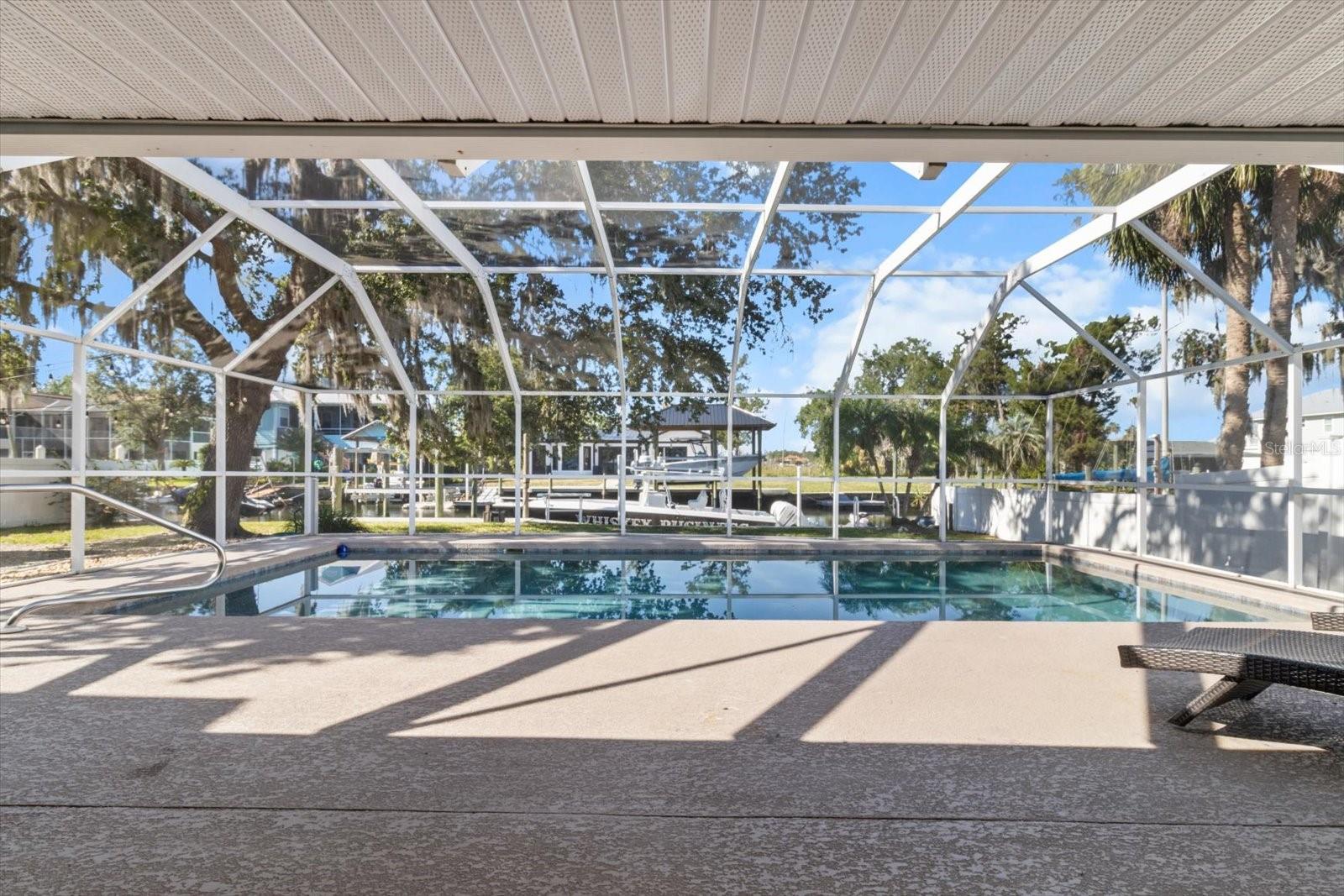 Listing photo id 29 for 1860 16th Street