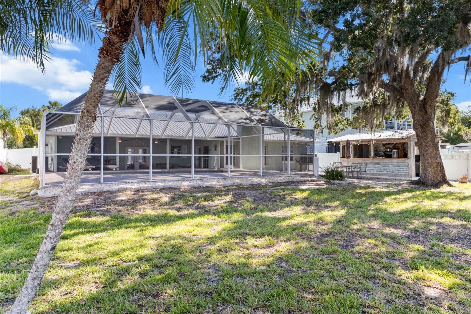 Listing photo id 34 for 1860 16th Street