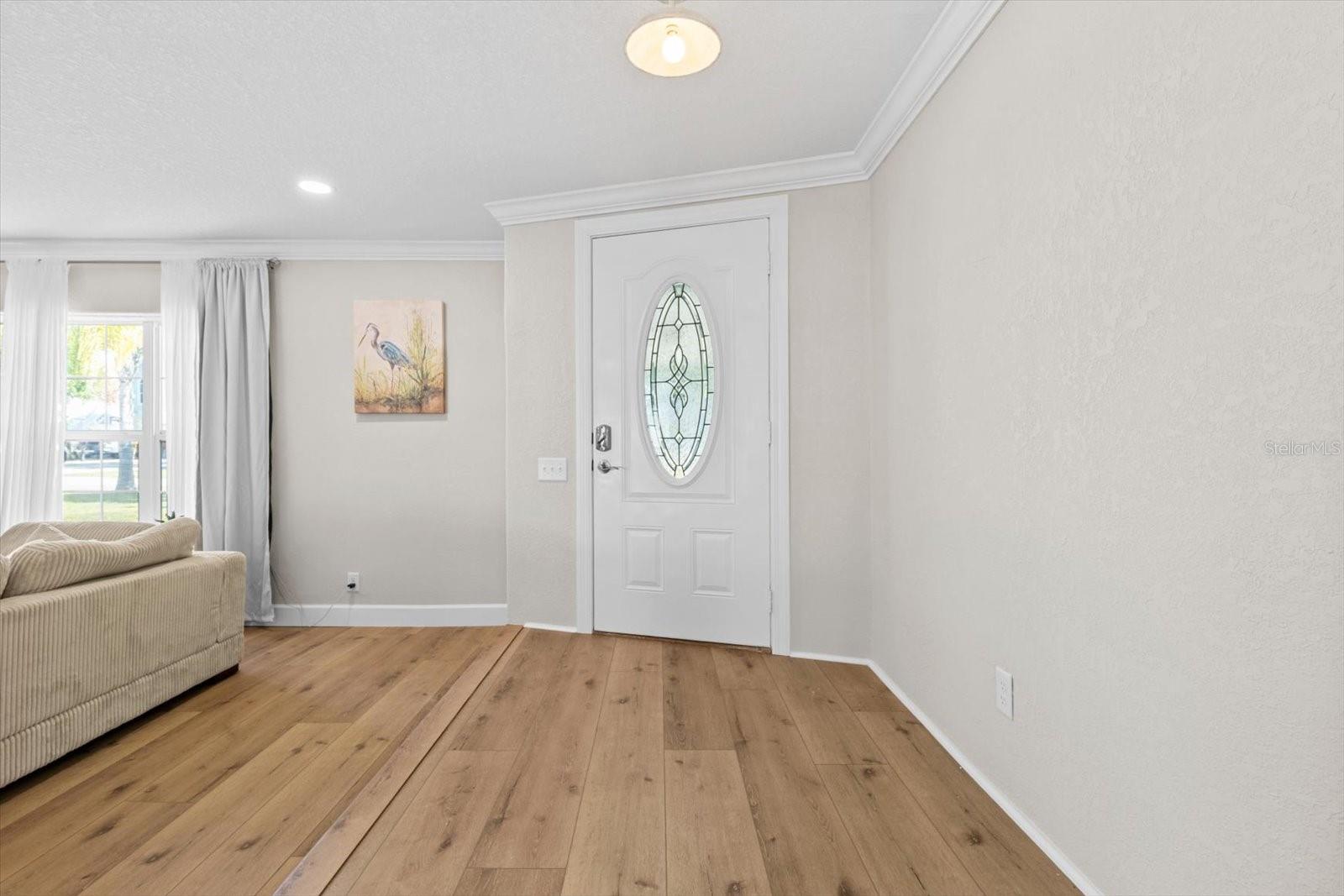 Listing photo id 4 for 1860 16th Street