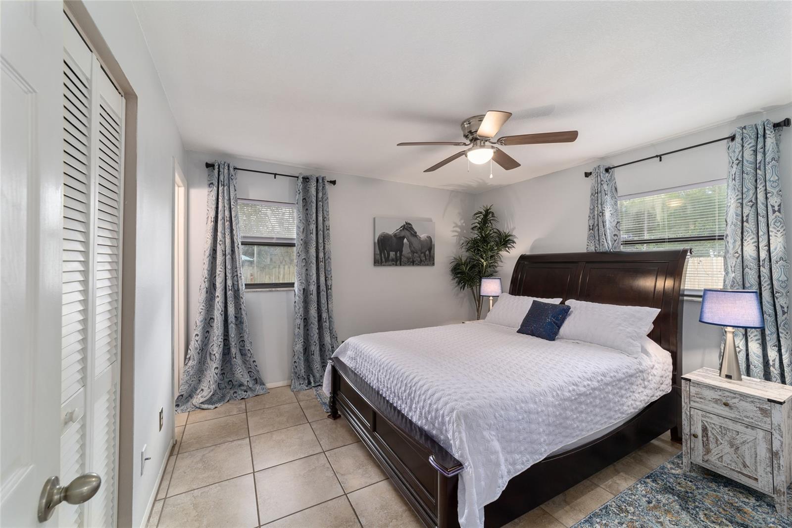 Image 11 of 29 For 7642 80th Street