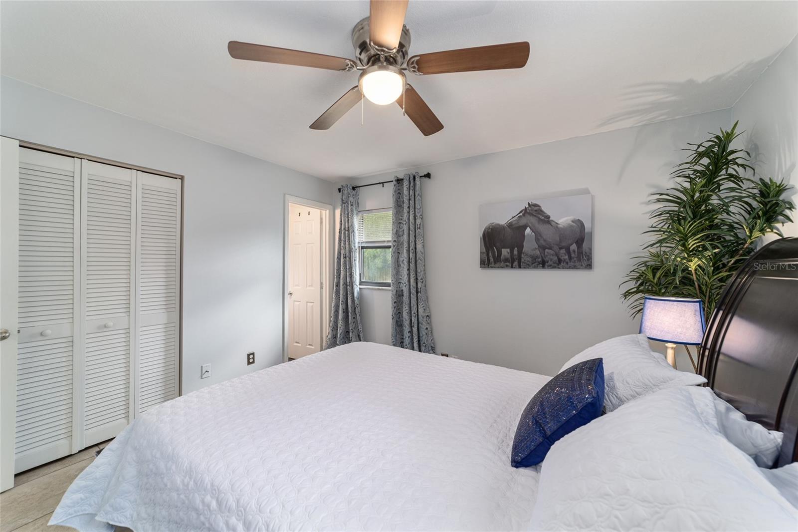 Image 12 of 29 For 7642 80th Street