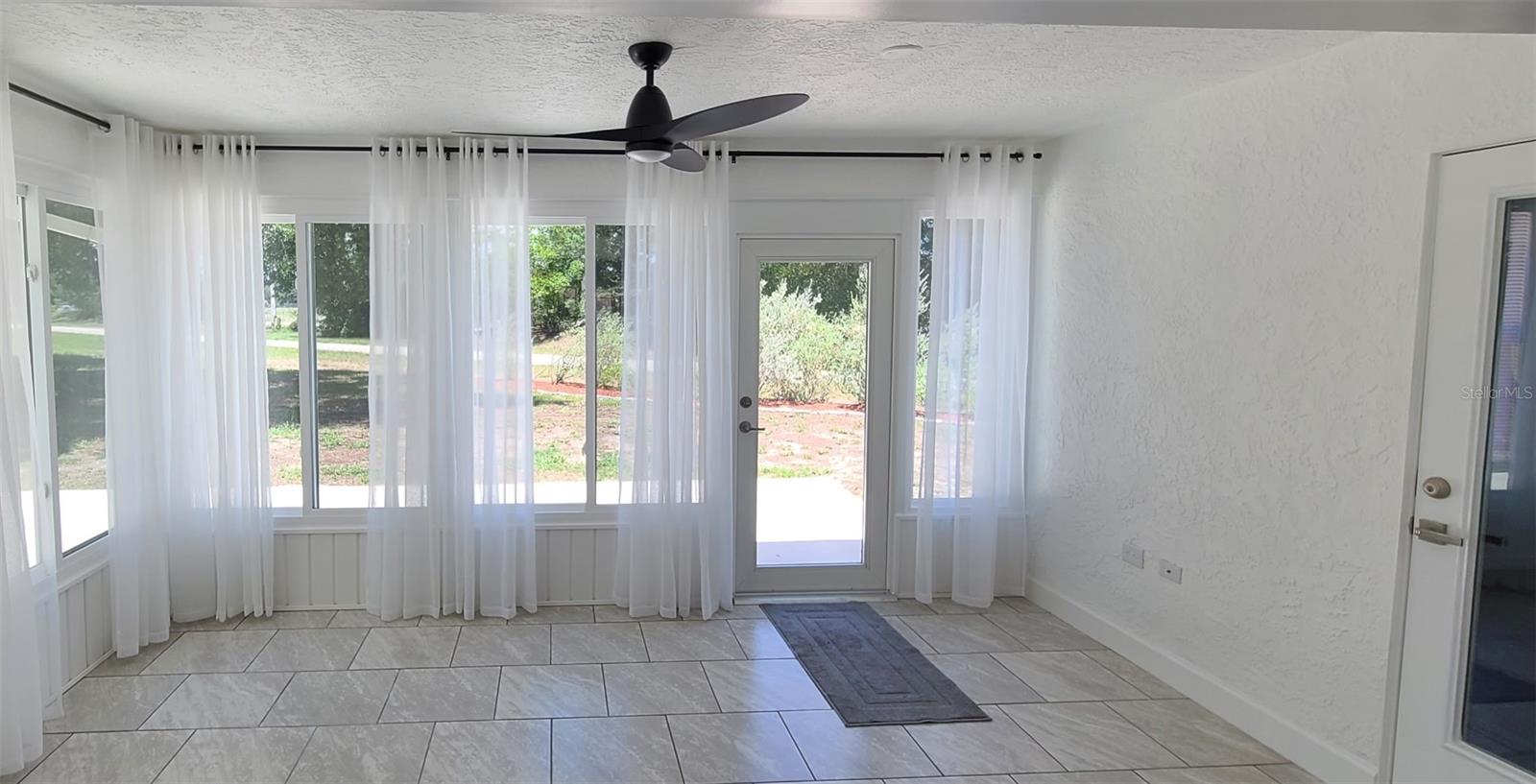 Image 37 of 51 For 8771 115th Street