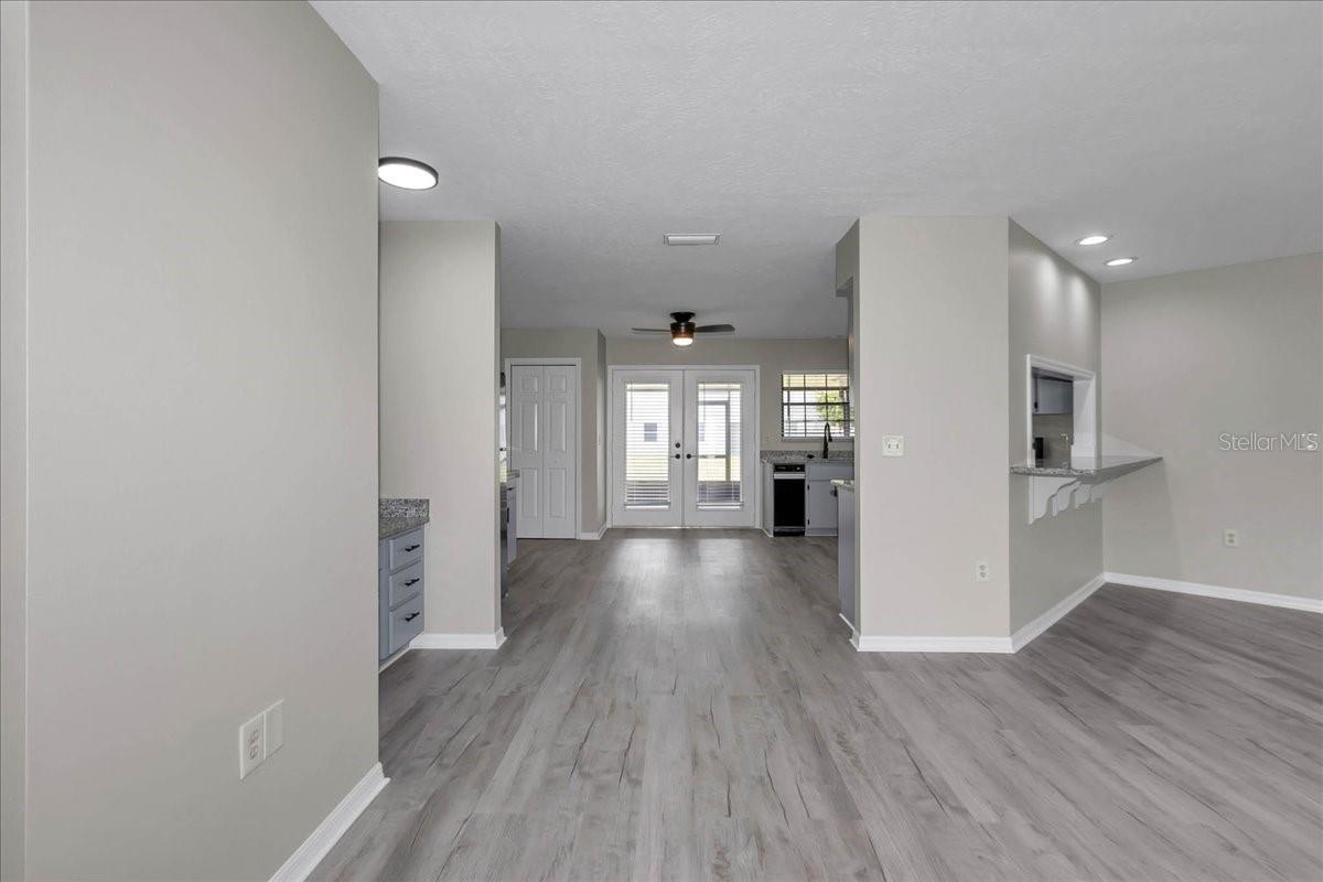 Image 10 of 32 For 9700 72nd Avenue