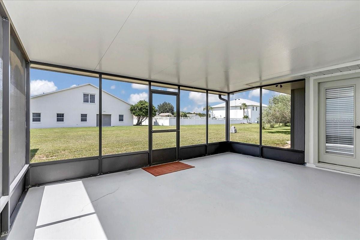 Image 21 of 32 For 9700 72nd Avenue