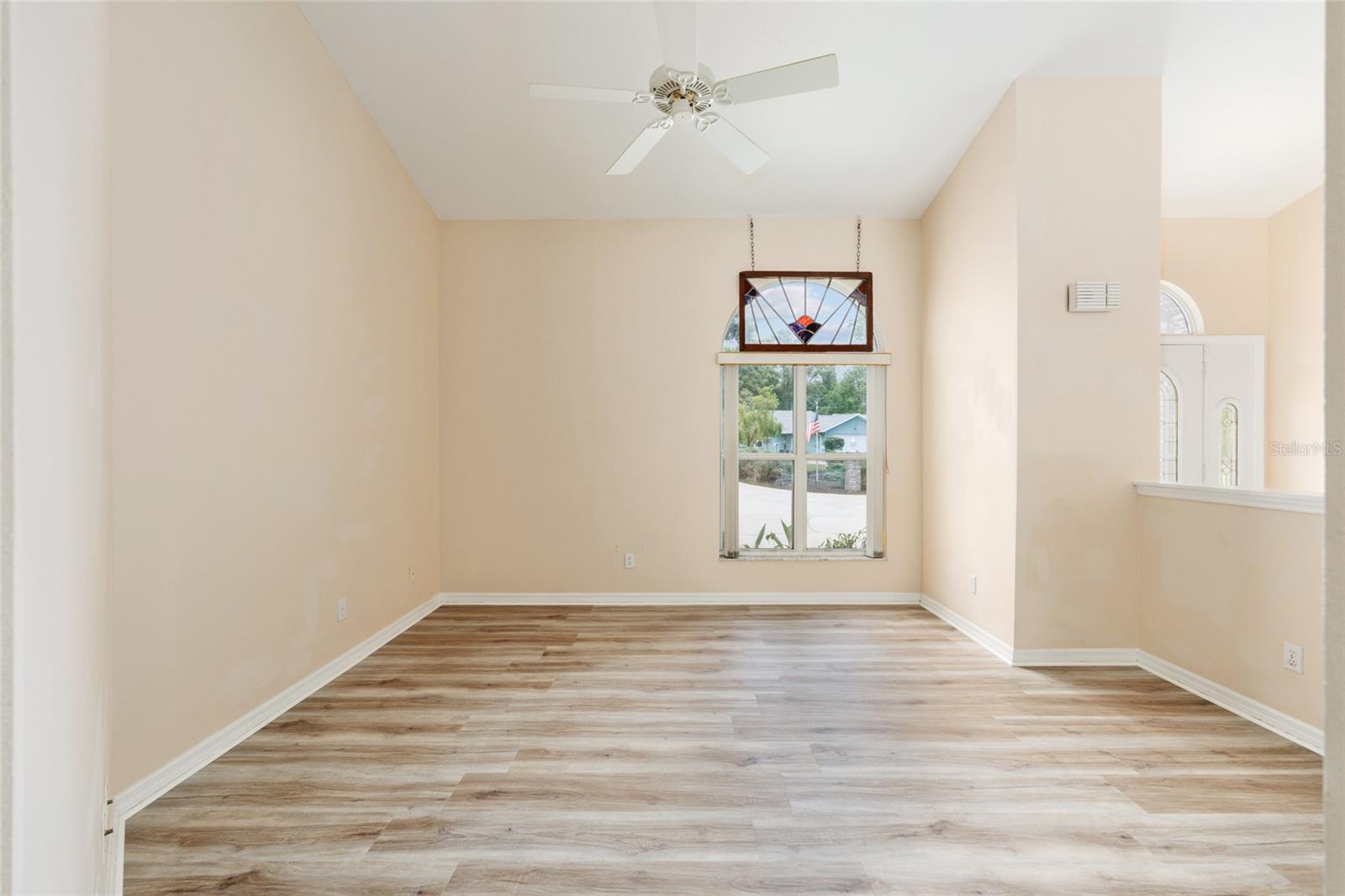 Image 18 of 83 For 9213 197th Circle