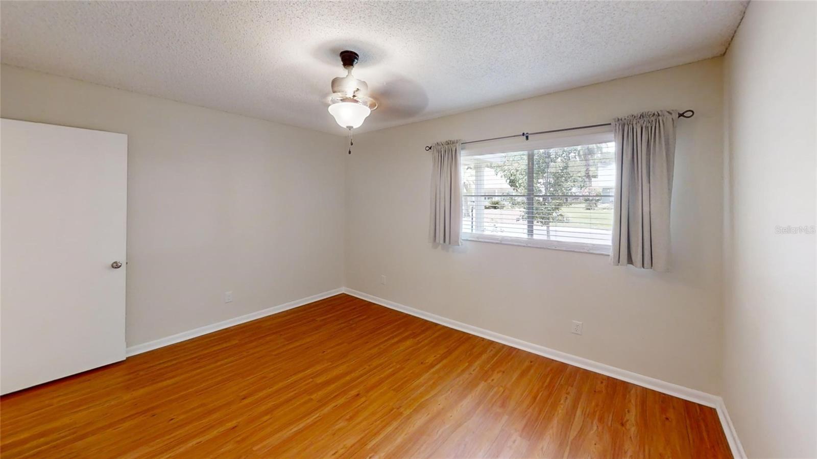 Image 12 of 18 For 8666 92nd Lane B