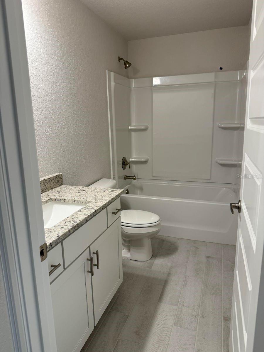 Image 8 of 16 For 4340 1st Avenue