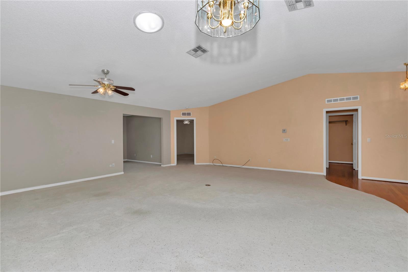 Image 22 of 67 For 9069 91st Circle