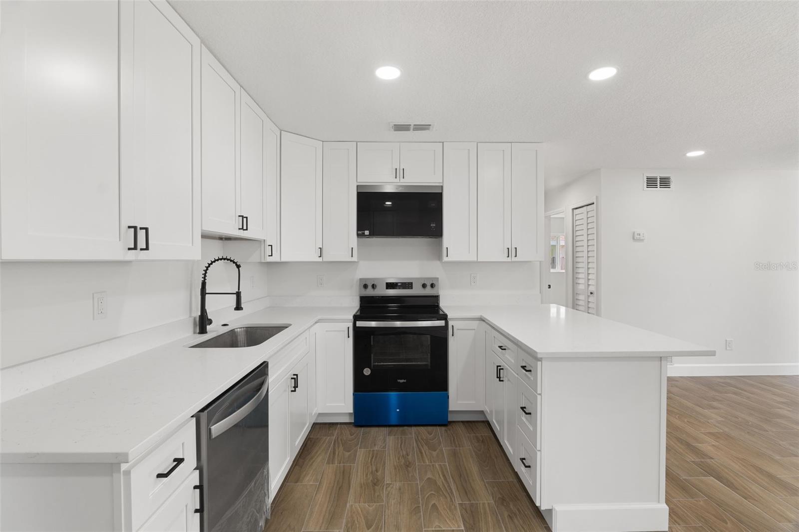 Image 10 of 36 For 2817 Rheims Avenue